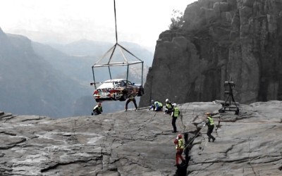 Video: Μία BMW M3 GT2 στα Νορβηγικά Cliffs