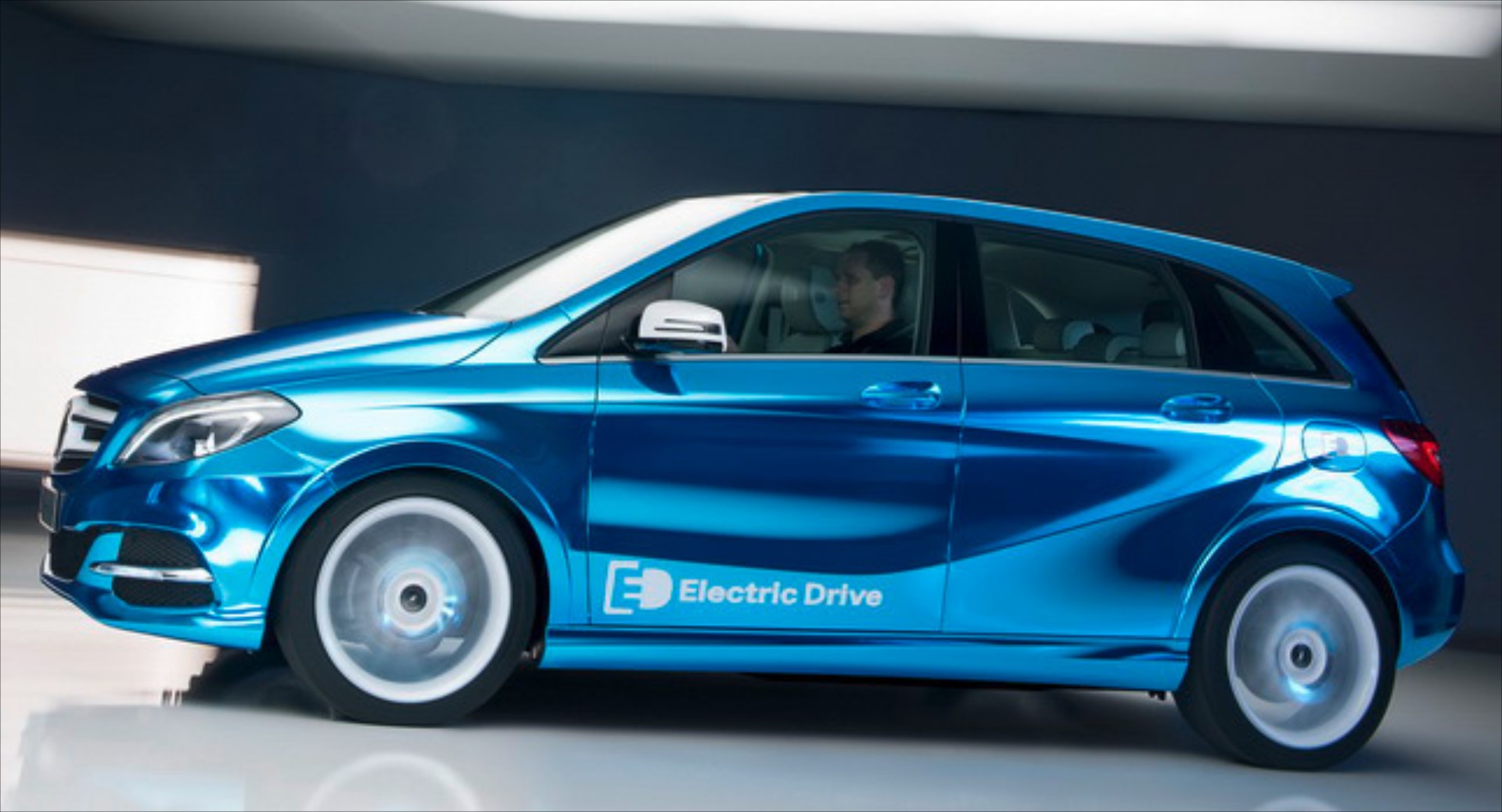 Νέα Mercedes-Benz B-Class Electric Drive