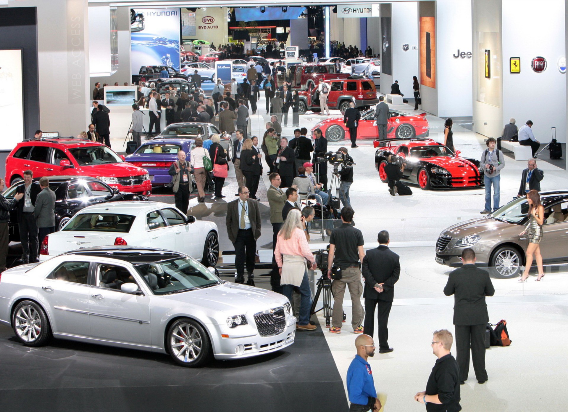 ΑΥΤΟΚΙΝΗΣΗ 2012 - Στην τελική ευθεία