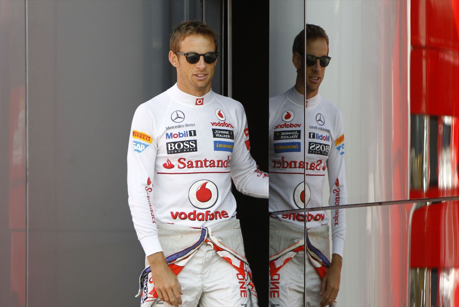 Επιπλέον ασφάλεια για τους Button και Hamilton στην Βραζιλία