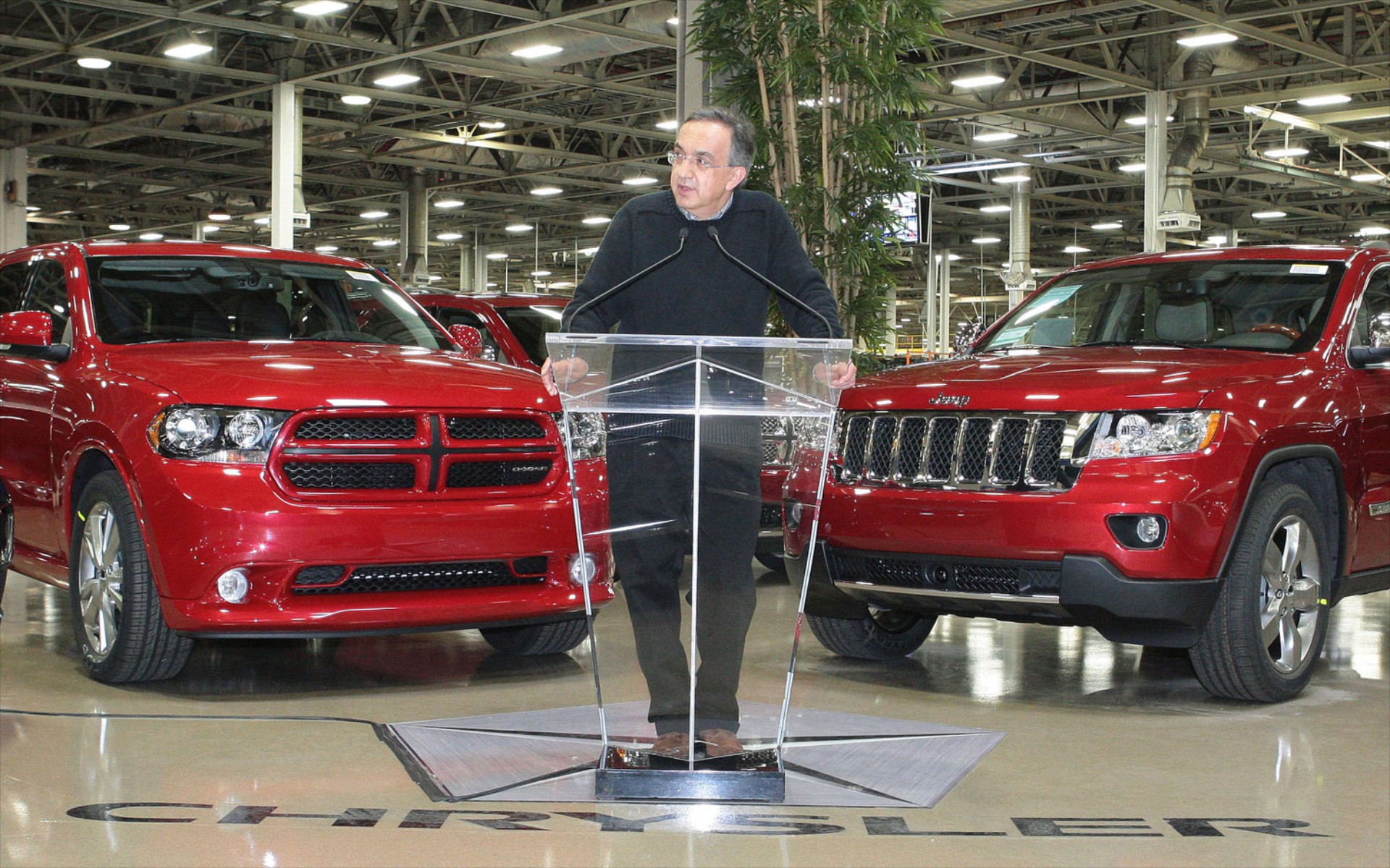 Fiat: Αυξάνει το μερίδιο στην Chrysler στο 65%

