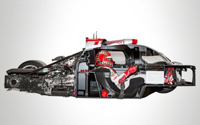 Audi R18 εκ των έσω
