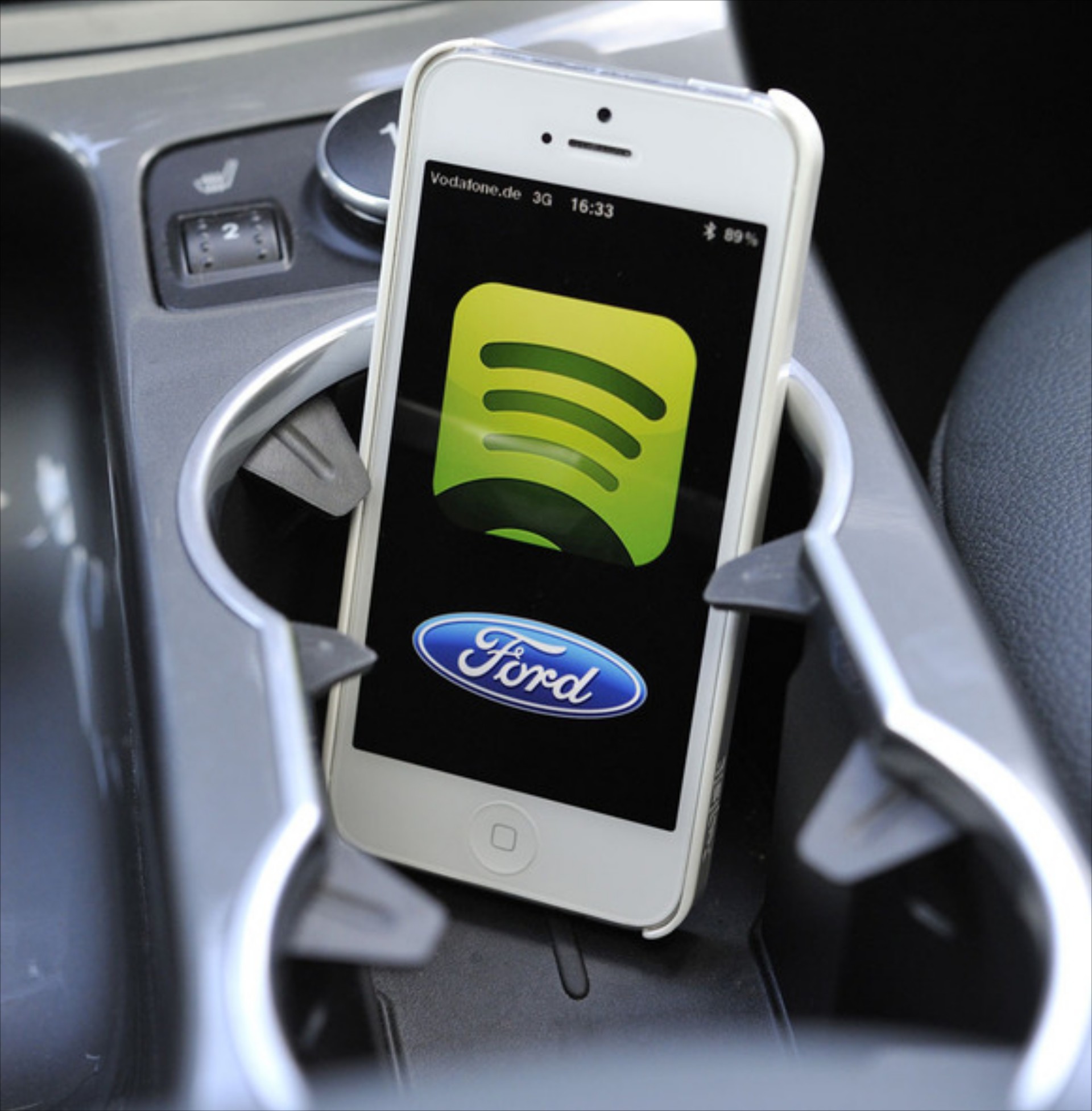 Spotify app για νέα Ford