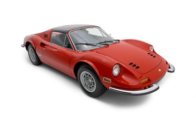 Ferrari Dino 246 GT vs. Ferrari Dino 308GT4: Άκρα αντίθετα