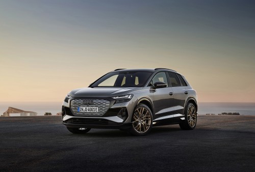 AUDI Q4 e-tron (2021)