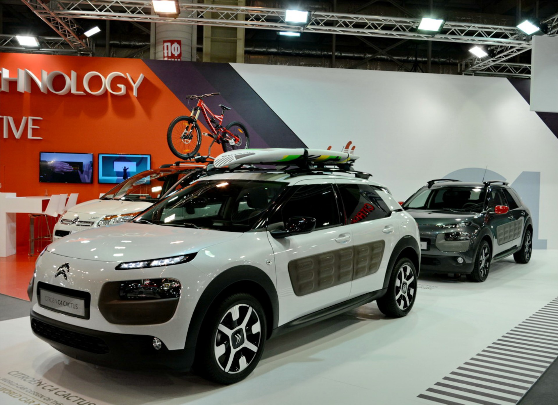 6 Citroen με νέους κινητήρες στην ΑΥΤΟΚΙΝΗΣΗ 2015