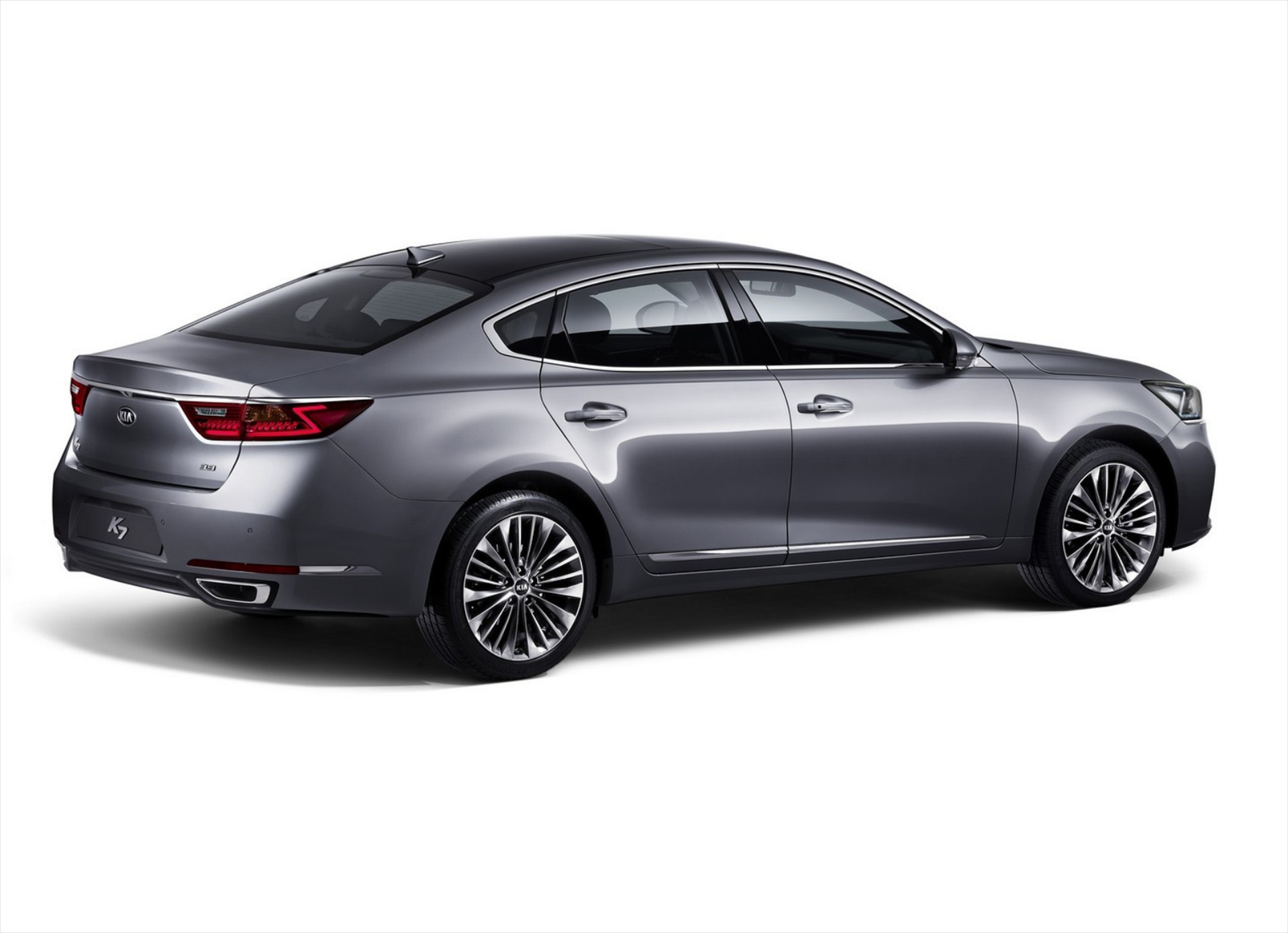 Cadenza: Μια λιμουζίνα από την Kia