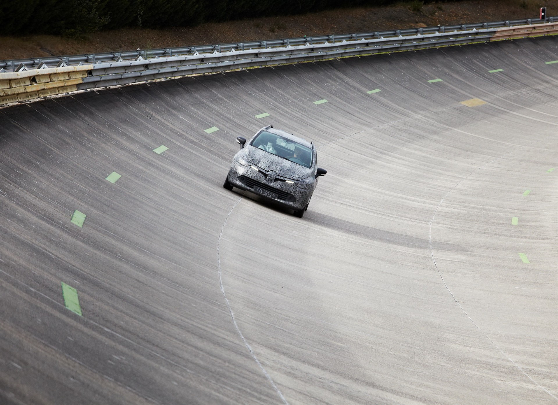 Renault Centre Technique: Το κάστρο της Renault