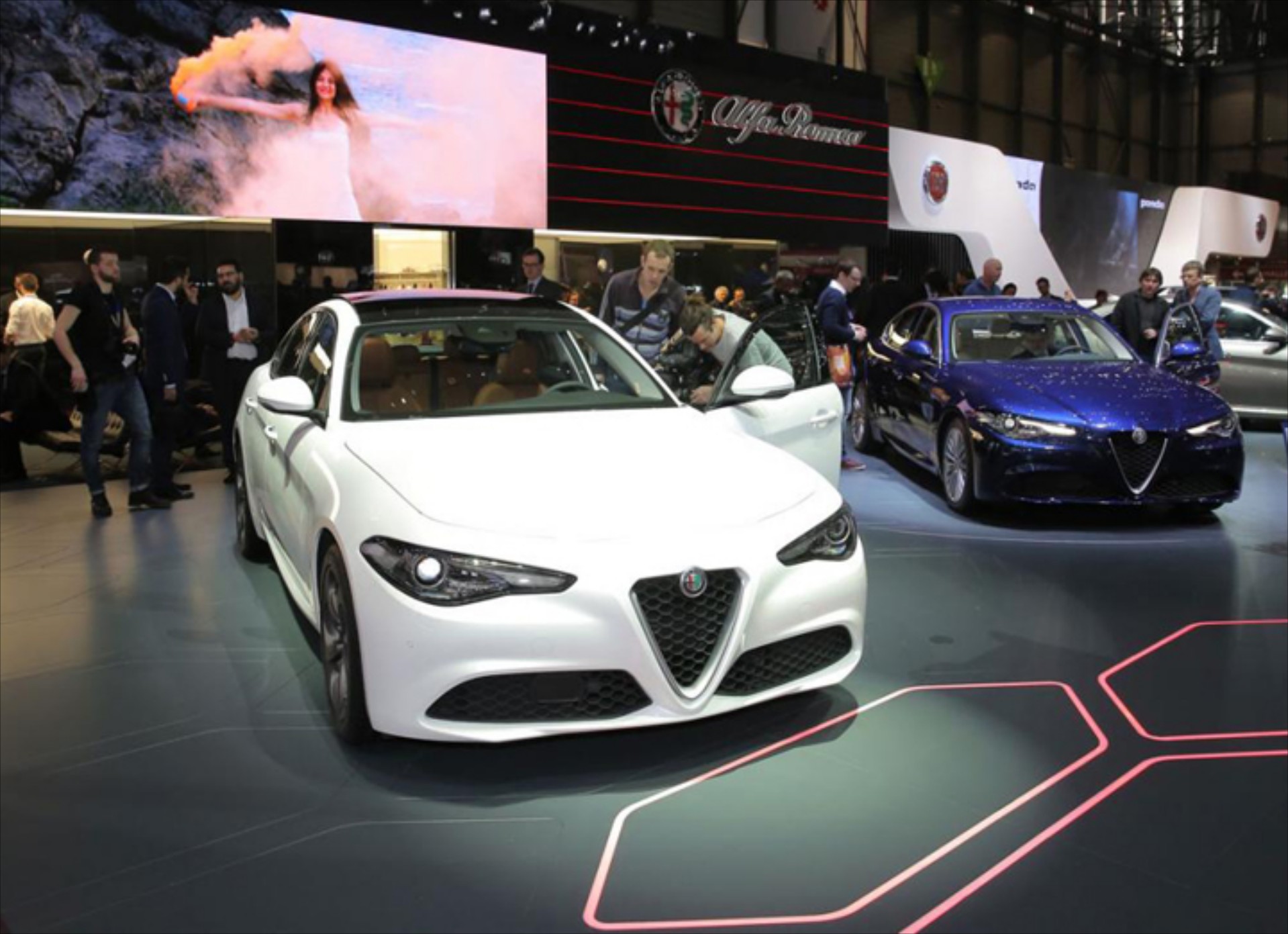 Η «απλή» Alfa Romeo Giulia στη Γενεύη