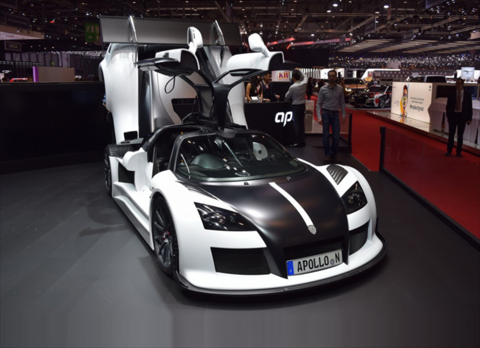 Το «φτερωτό» Apollo N των 700 ίππων