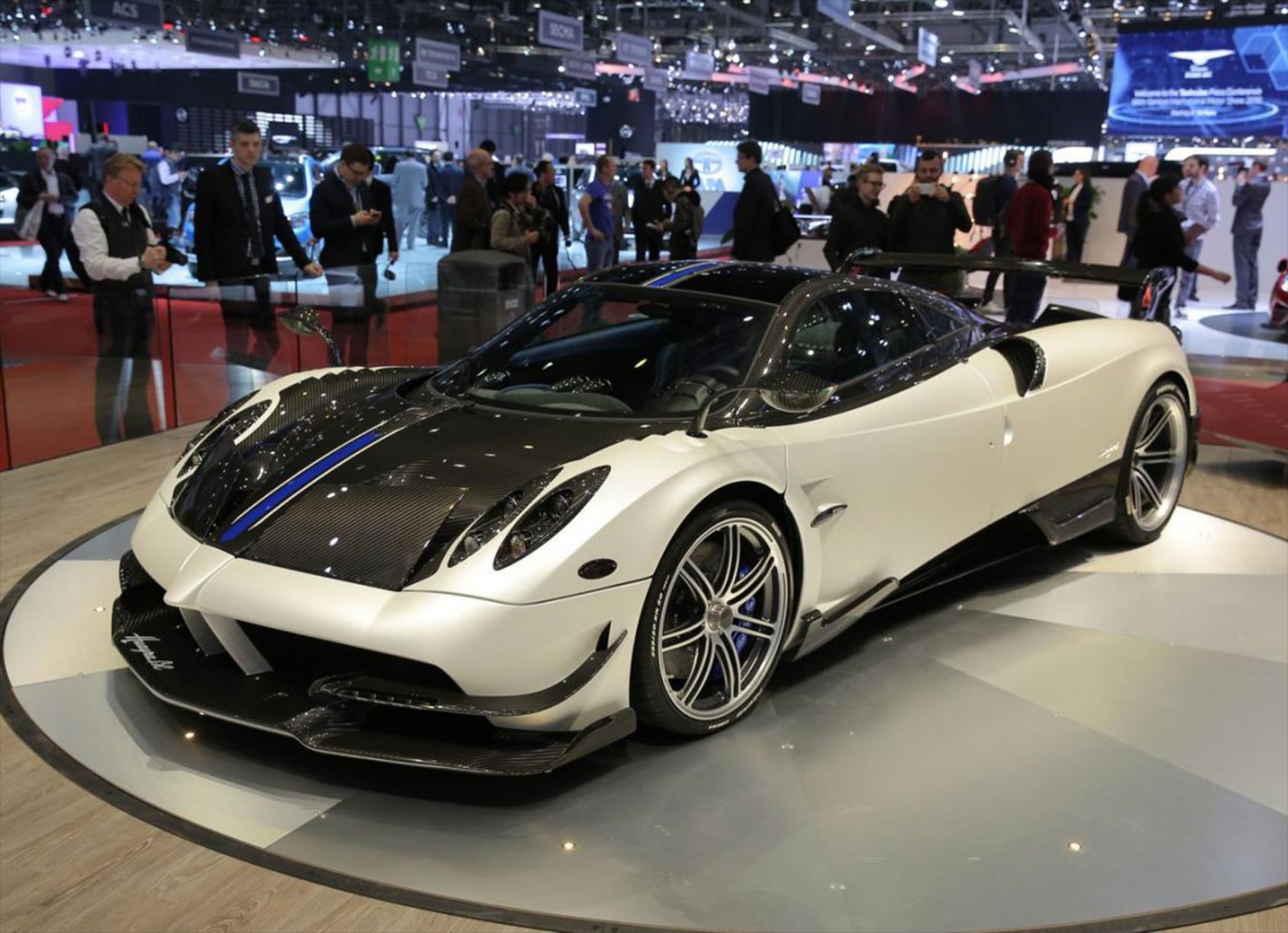 Η νέα Pagani Huayra BC με 789 PS