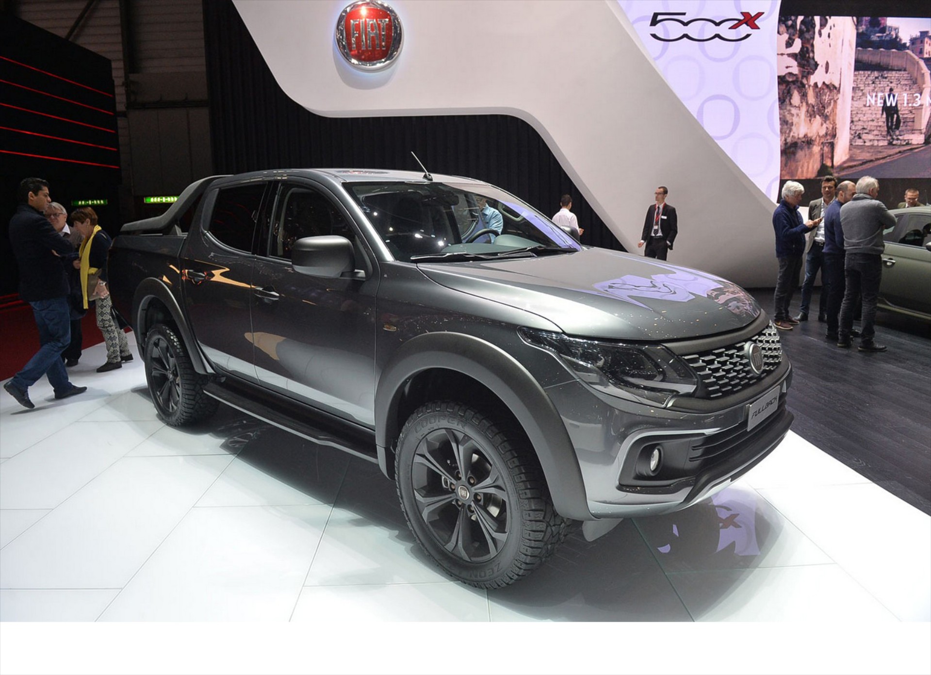 Fullback: Το διαστημικό pick-up της Fiat