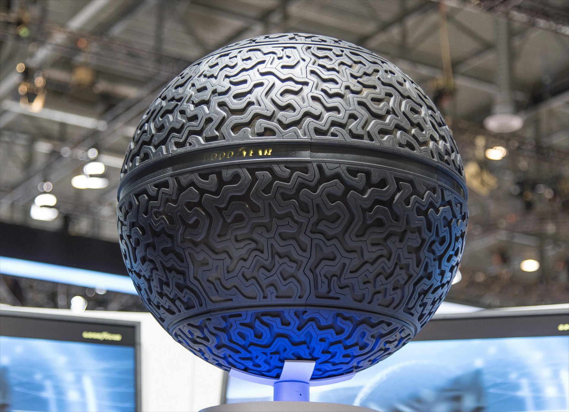 Goodyear Eagle-360: Το σφαιρικό ελαστικό