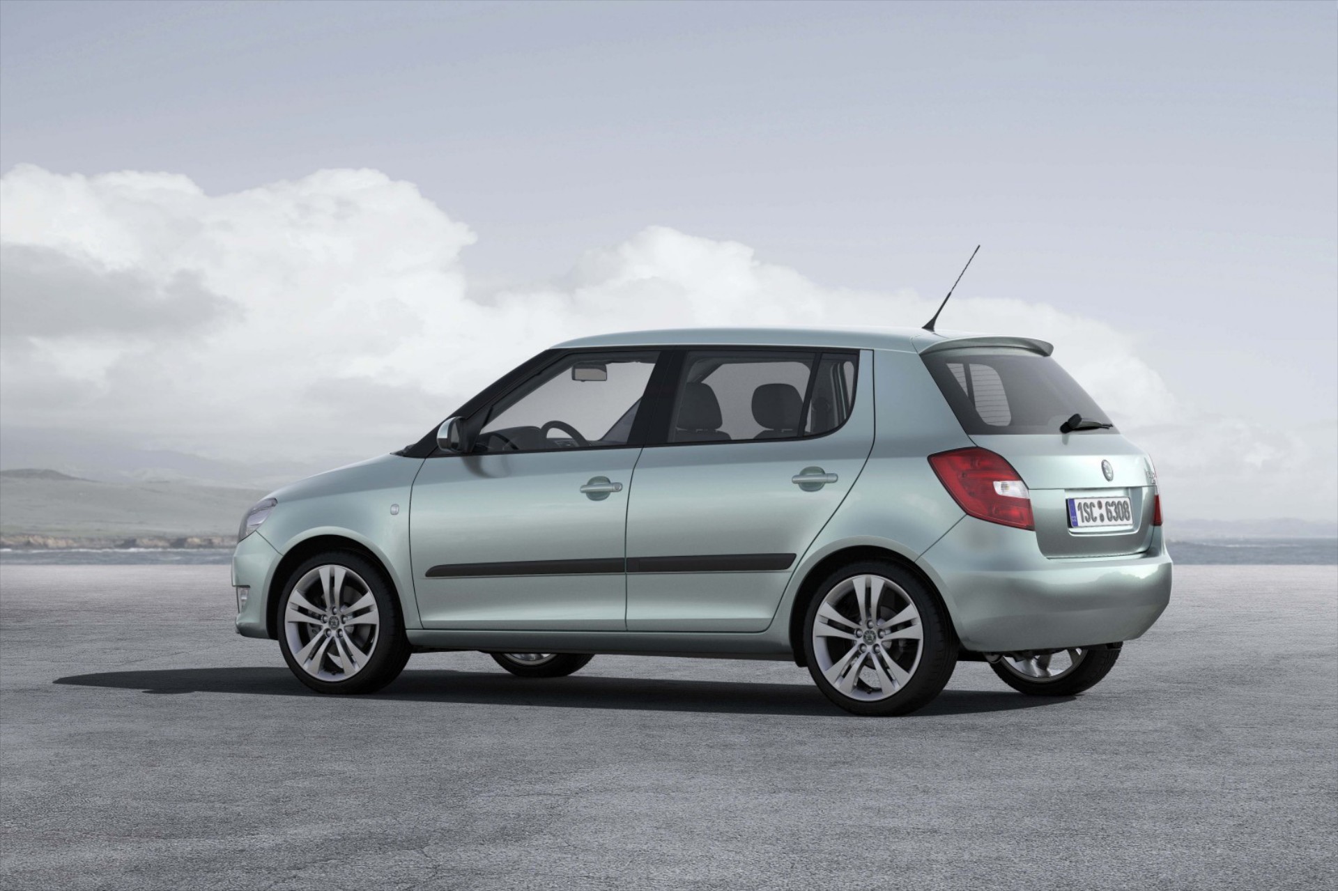 Skoda Fabia 1.2 TSI 105 PS Με «οδηγό» τον 1.2 TSI, το υπερτροφοδοτούμενο Fabia ξεδιπλώνει τα