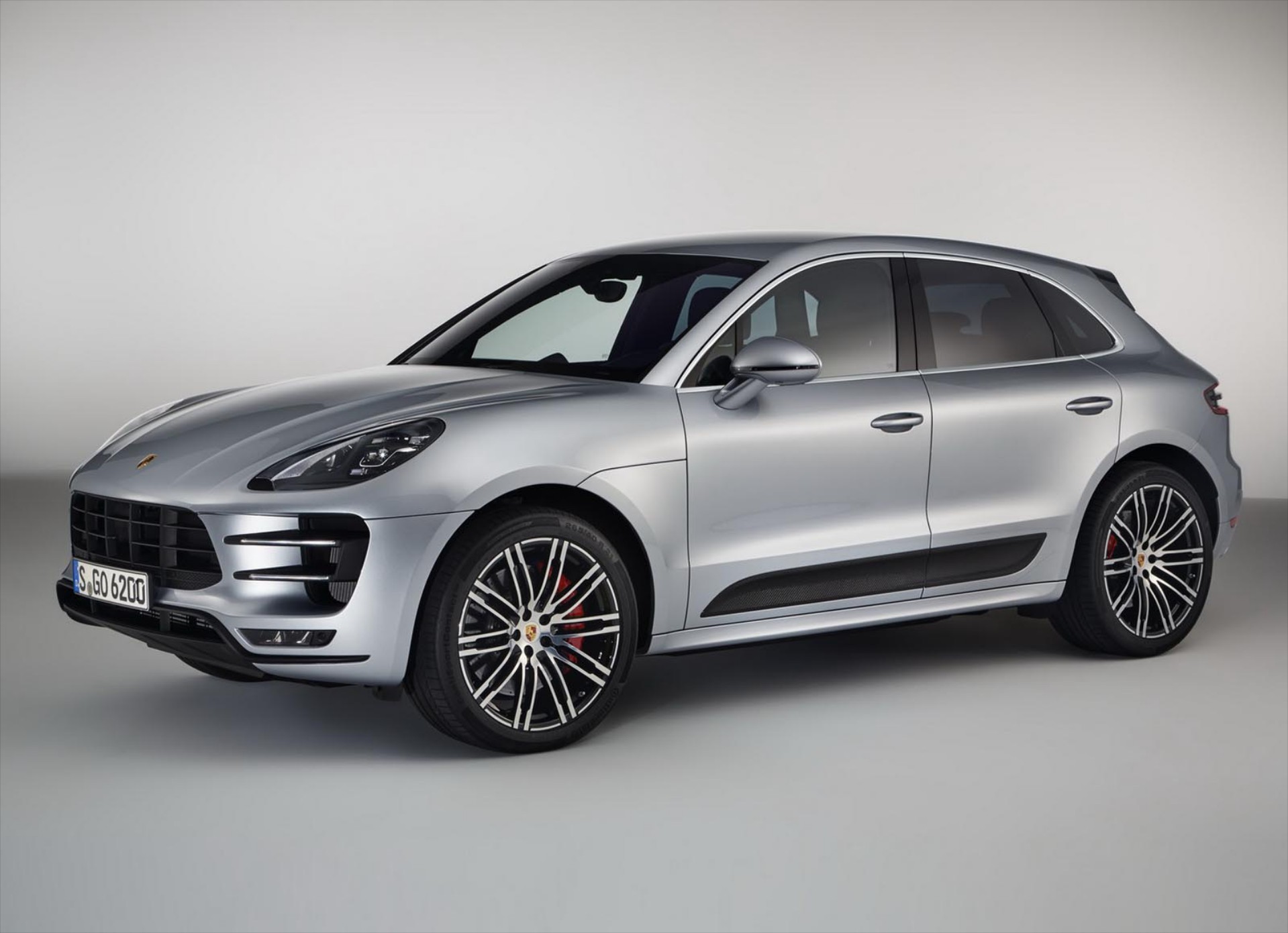 Νέα Porsche Macan γρηγορότερη από 911 Carrera 4