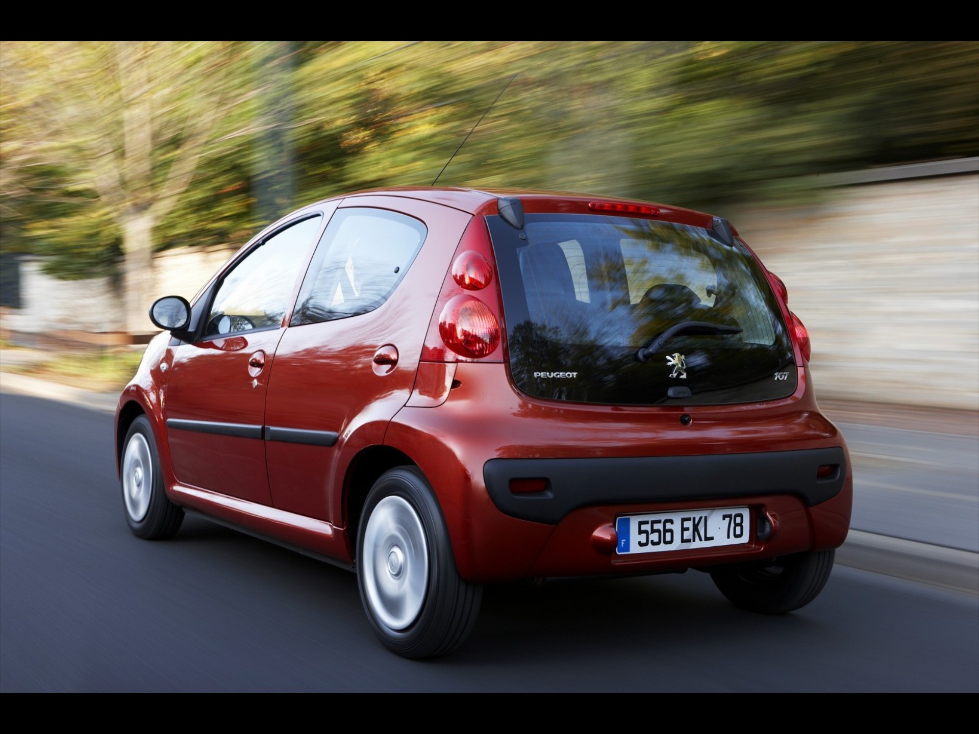 Peugeot 107 1 0 Trendy To Peugeot 
