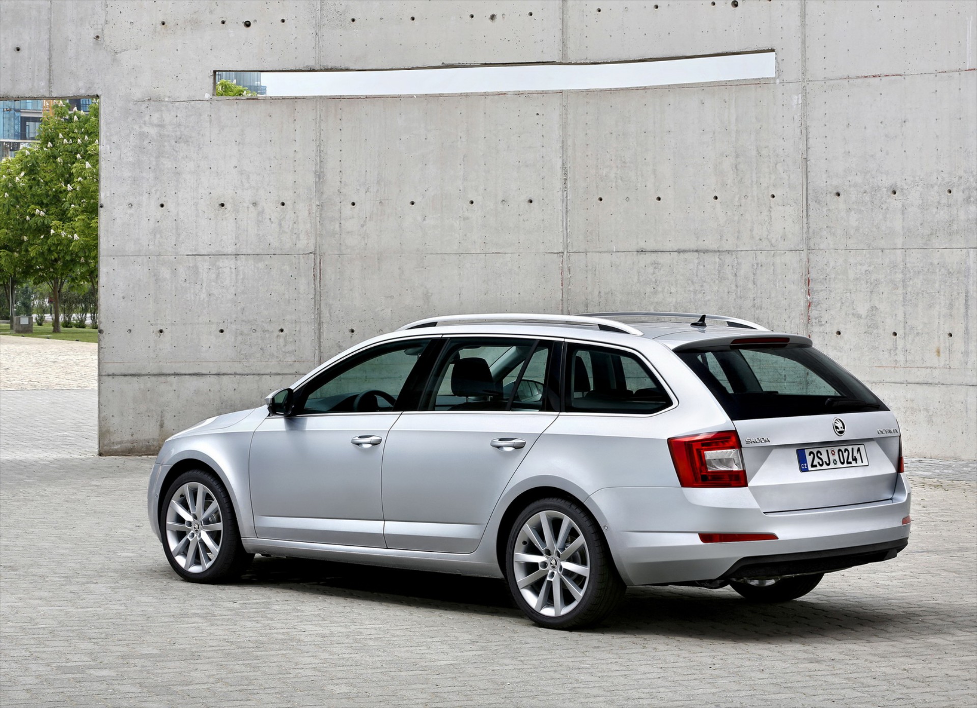 Skoda Octavia Estate: Πρώτες φωτογραφίες