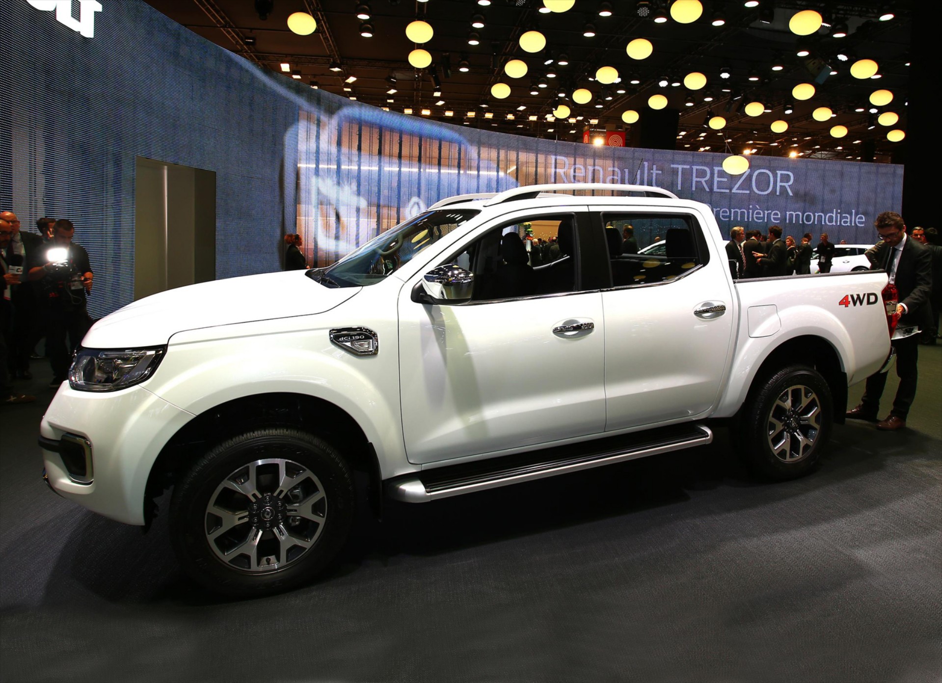 Αποκαλύφθηκε το Renault Alaskan