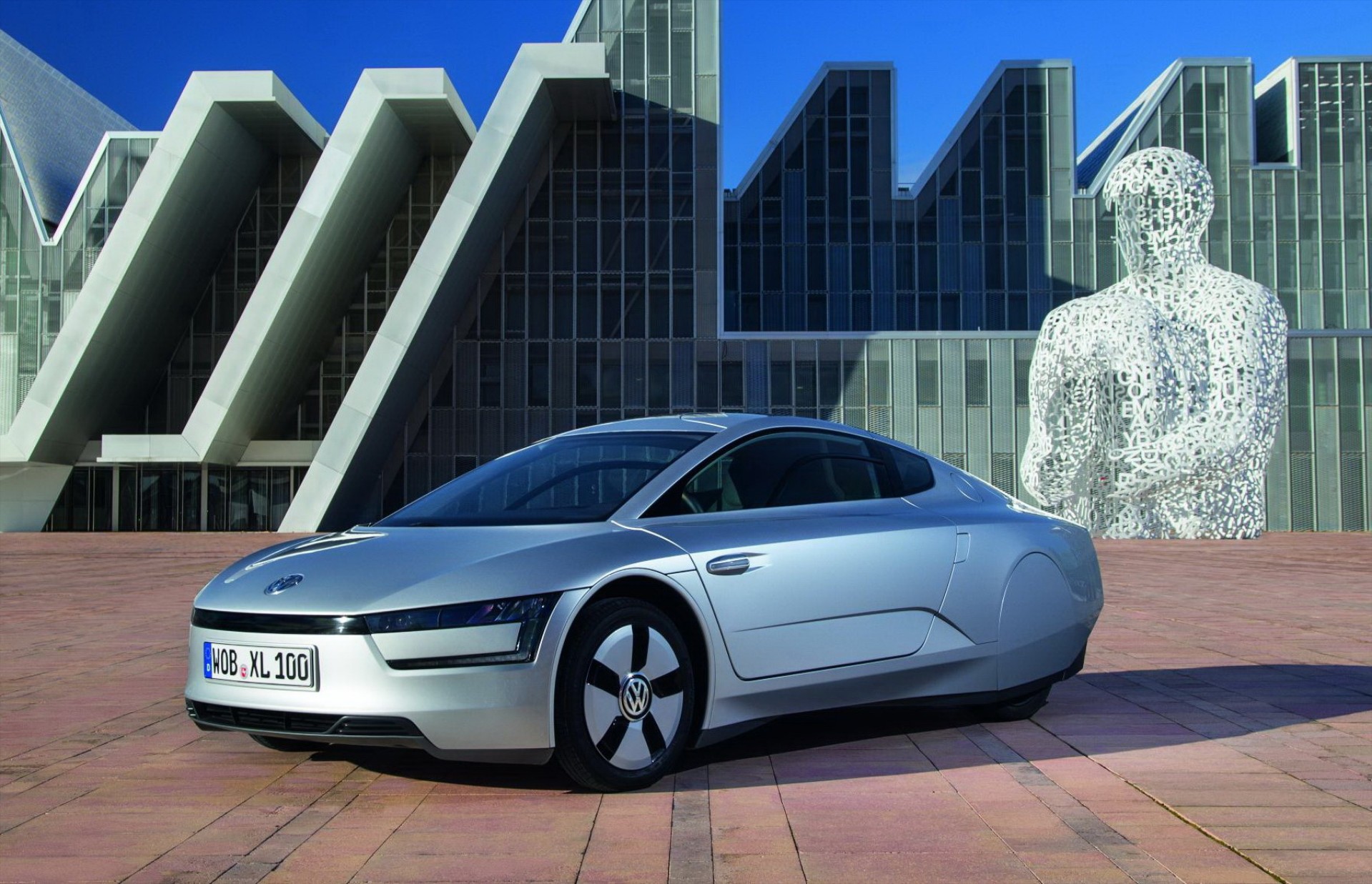 Volkswagen XL1: μπαίνει στην παραγωγή