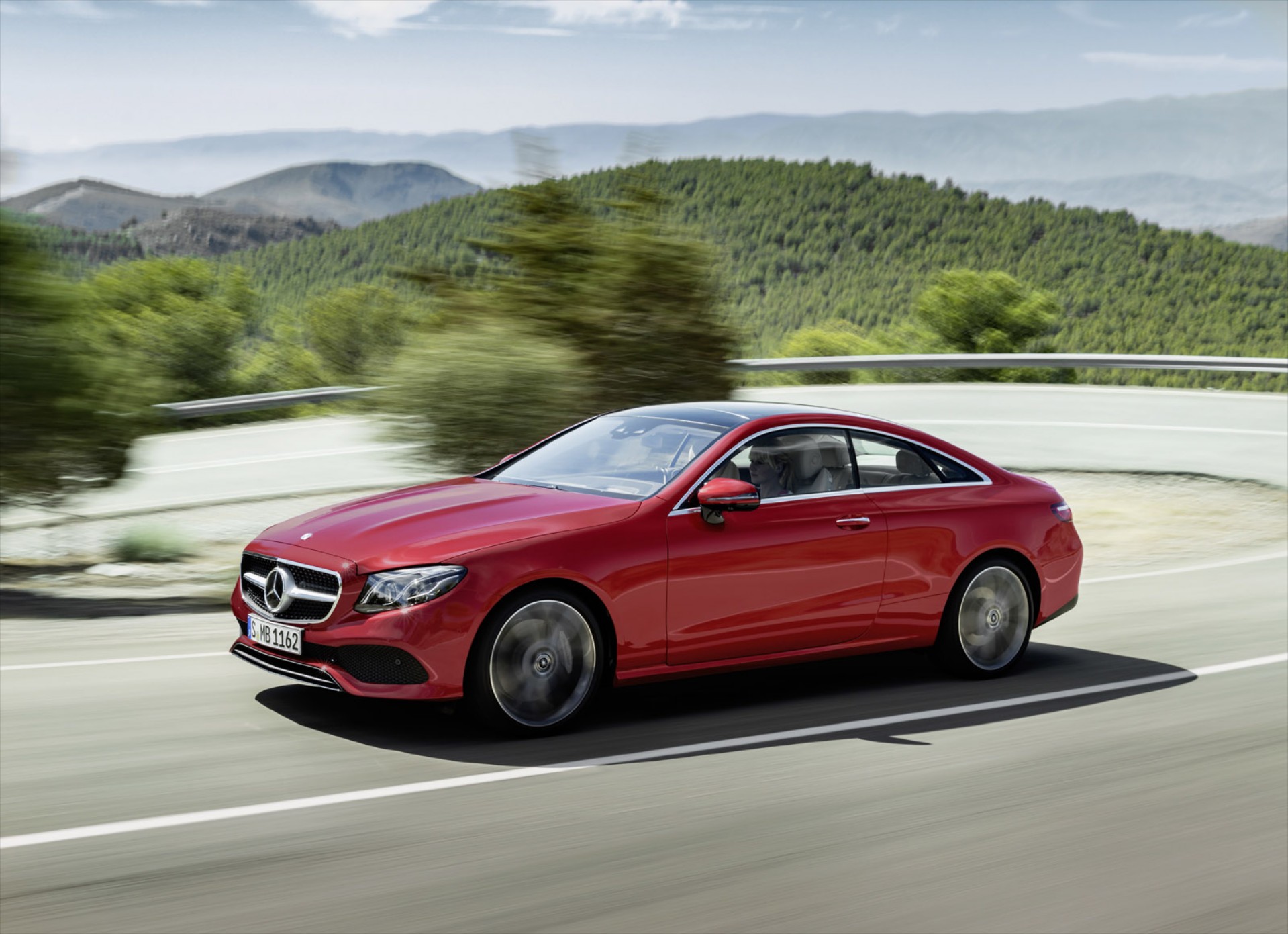 Video: Συναρπάζει η νέα Ε-Class Coupe