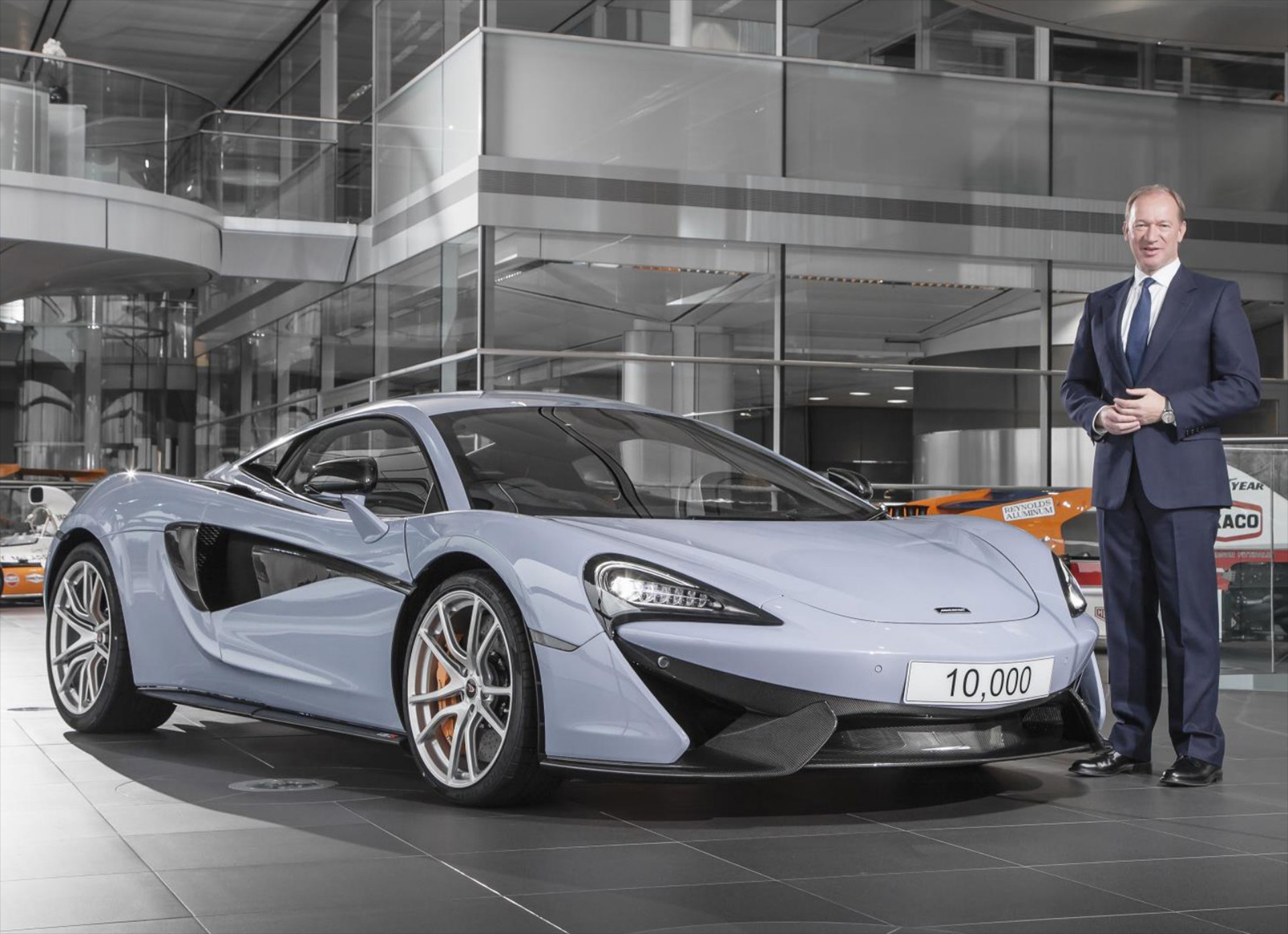 Ποιος (δεν) θα πάρει την 10.000ή McLaren;