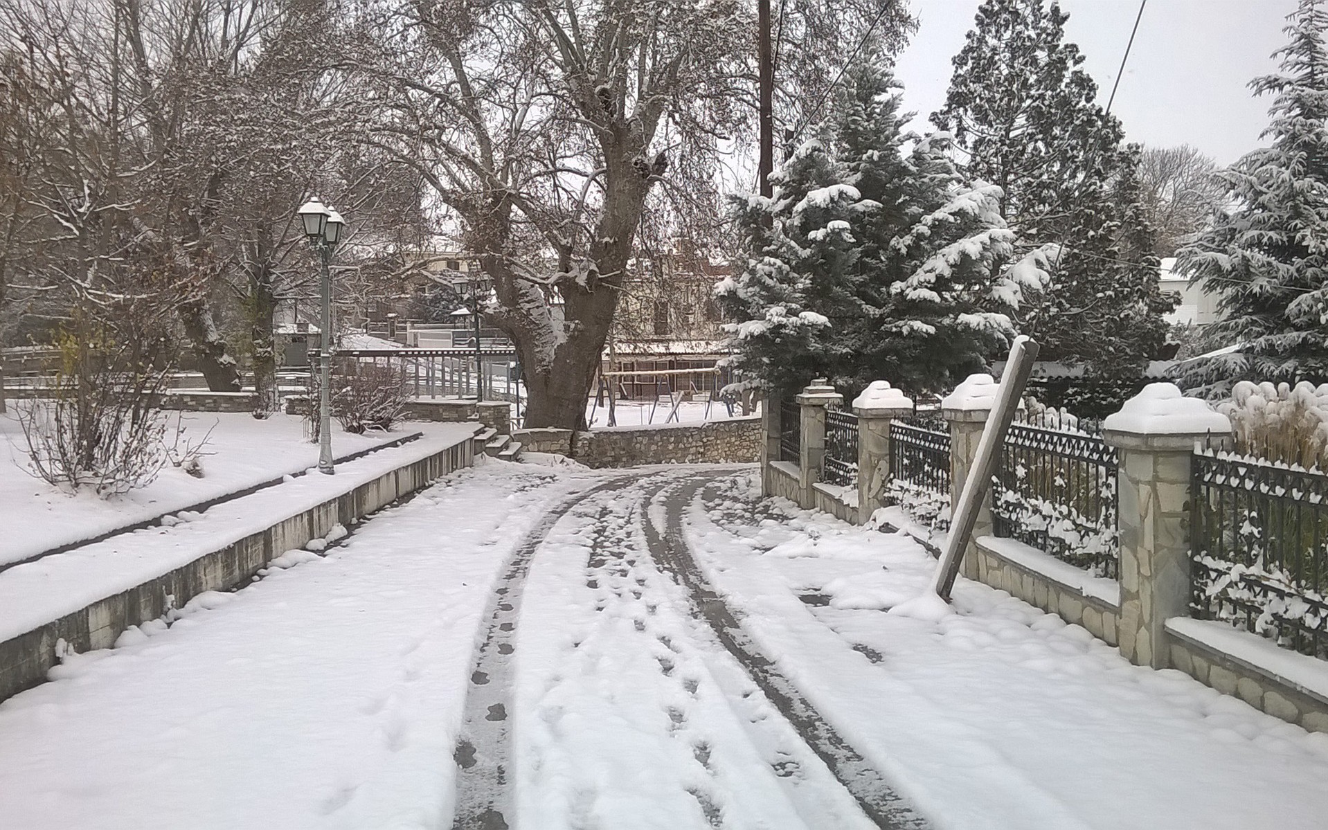 Ενημέρωση: Δρόμοι κλειστοί ή με αλυσίδες (upd)