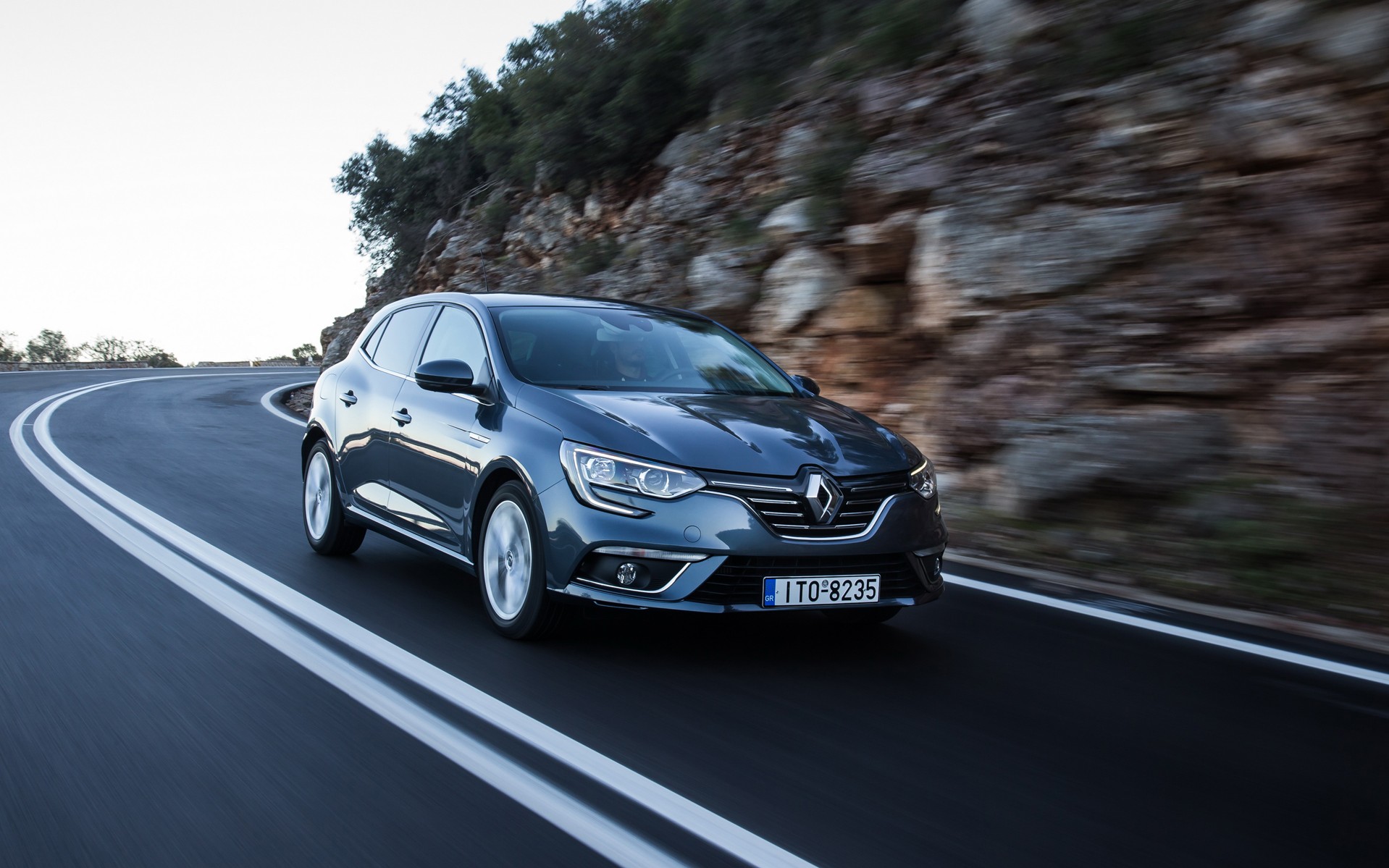 Πρώτη επαφή με το νέο Renault Megane στην Ελλάδα