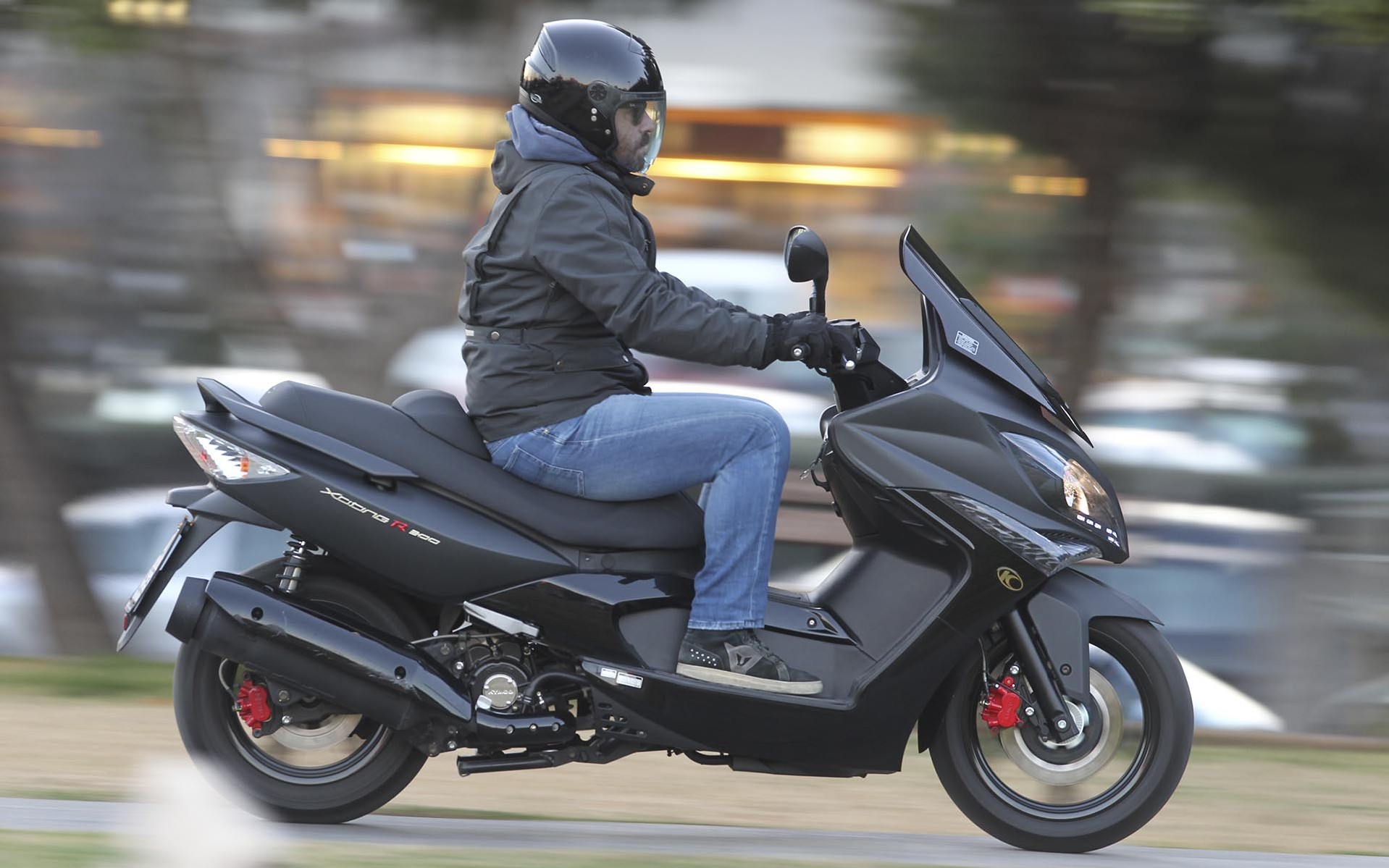 ΔΟΚΙΜΗ: Kymco Xciting-R 300i UBS