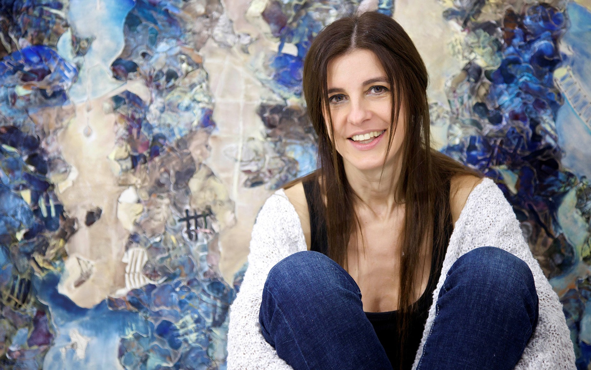 meta-synthesis, η νέα έκθεση ζωγραφικής της Ντένης Θεοχαράκη