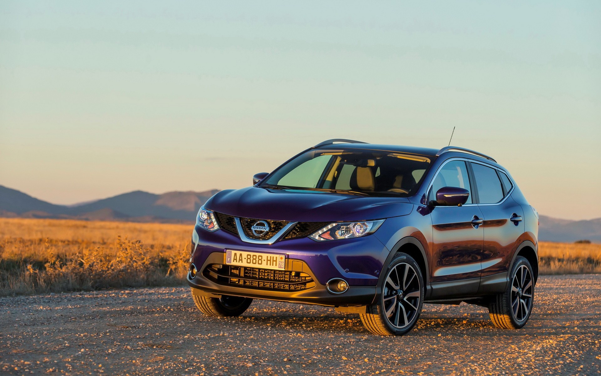NISSAN QASHQAI. ΤΟ ΑΠΟΛΥΤΟ CROSSOVER.