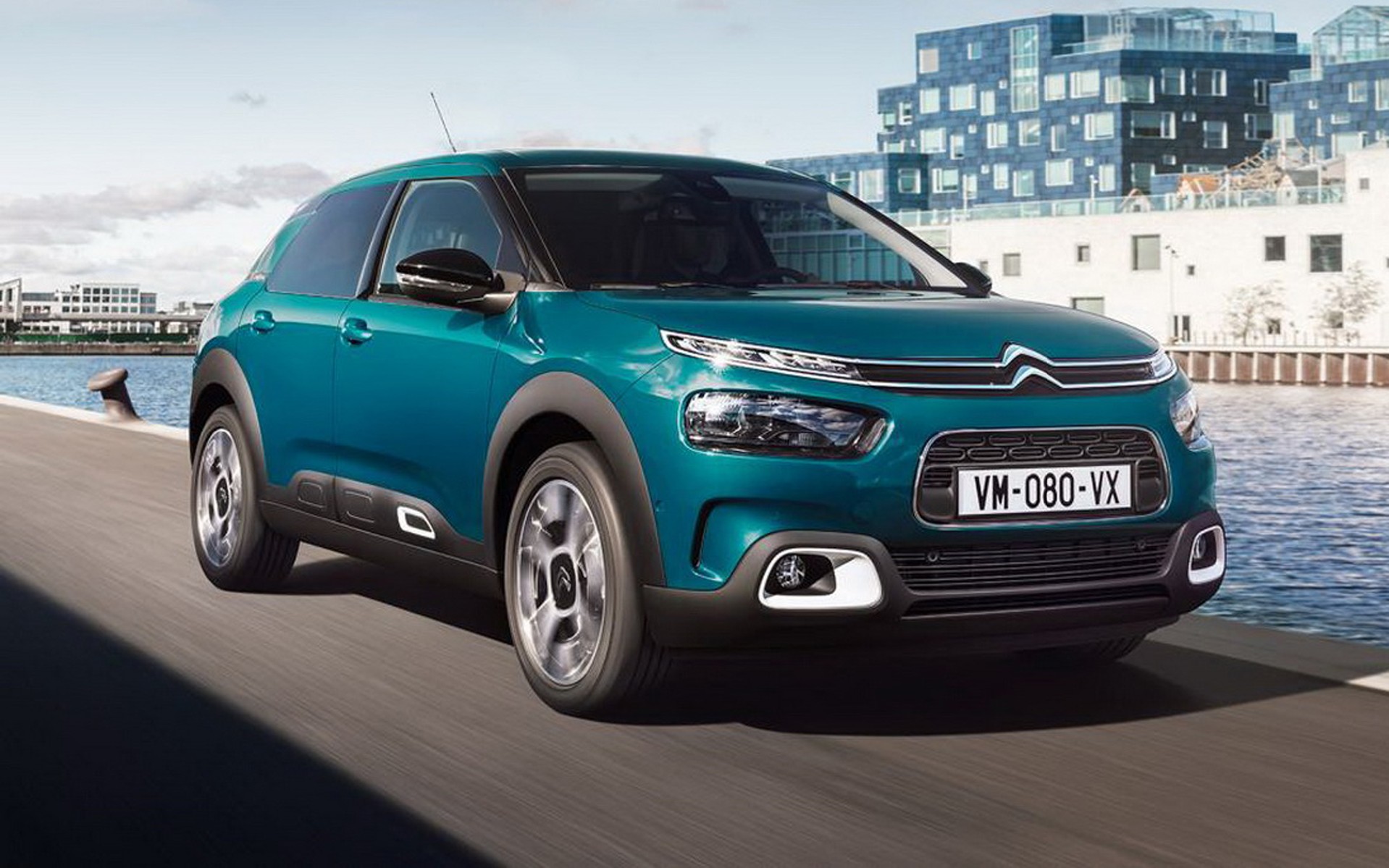 Το ανανεωμένο Citroen C4 Cactus