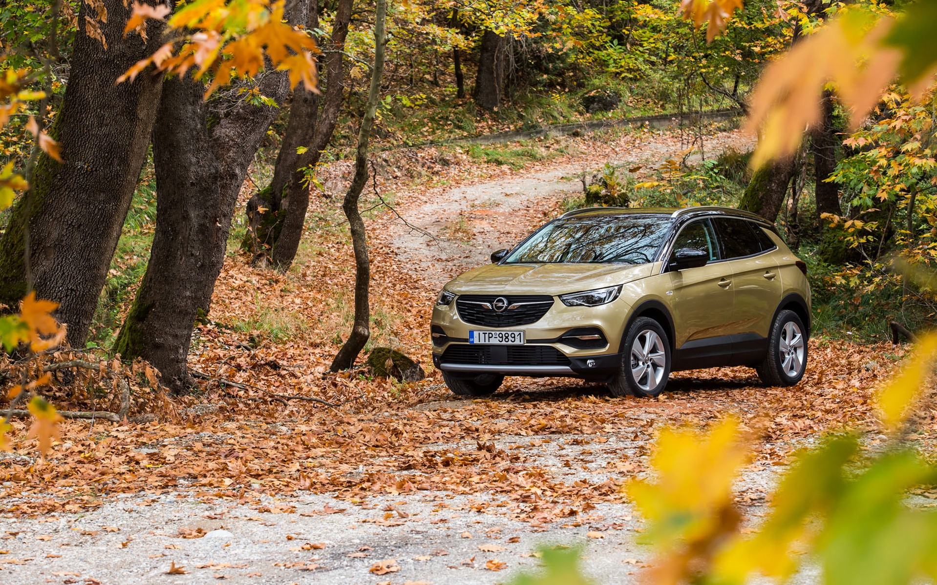 ΟΔΗΓΟΥΜΕ το νέο Opel Grandland X στην Ελλάδα