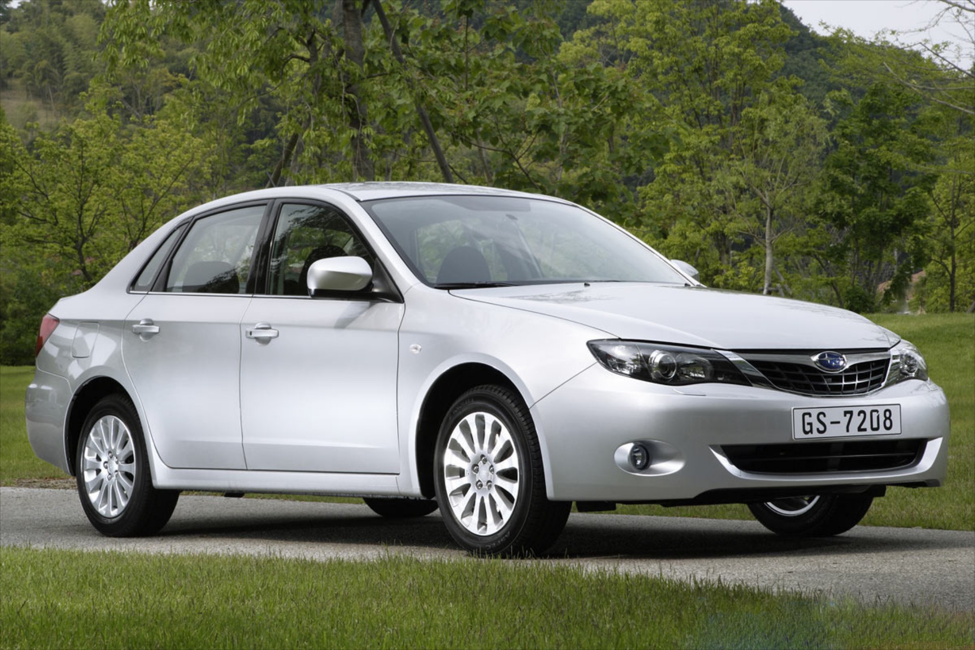 Subaru Impreza 1.5 SJ sedan