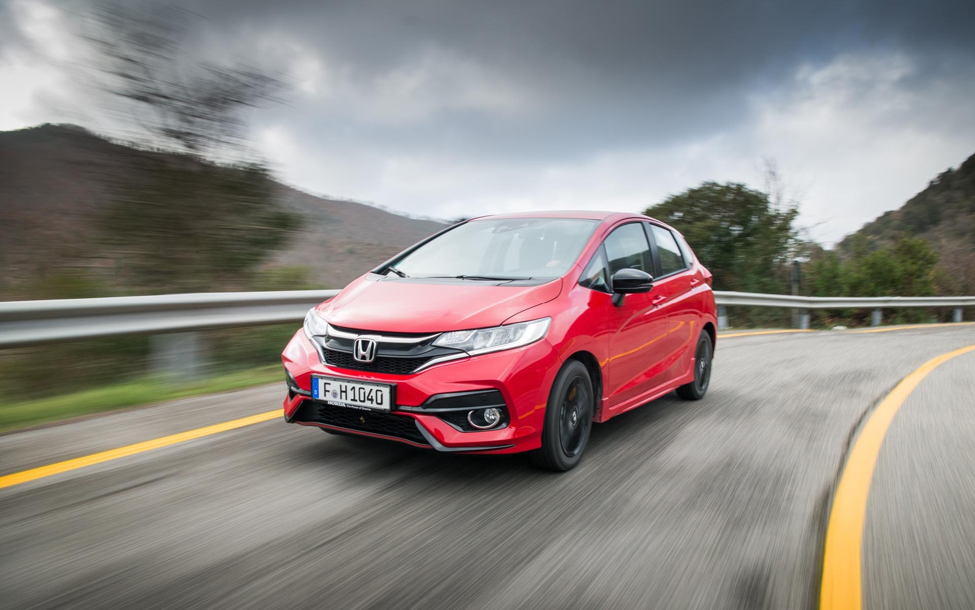 <br />
<b>Notice</b>:  Undefined property: stdClass::$title in <b>/home/www3gocar/public_html/templates/t2024/ice_c/9a1326b63621589c2d0ae49576f7df8a09573c42_0.file.box.featured.tpl.php</b> on line <b>89</b><br />
