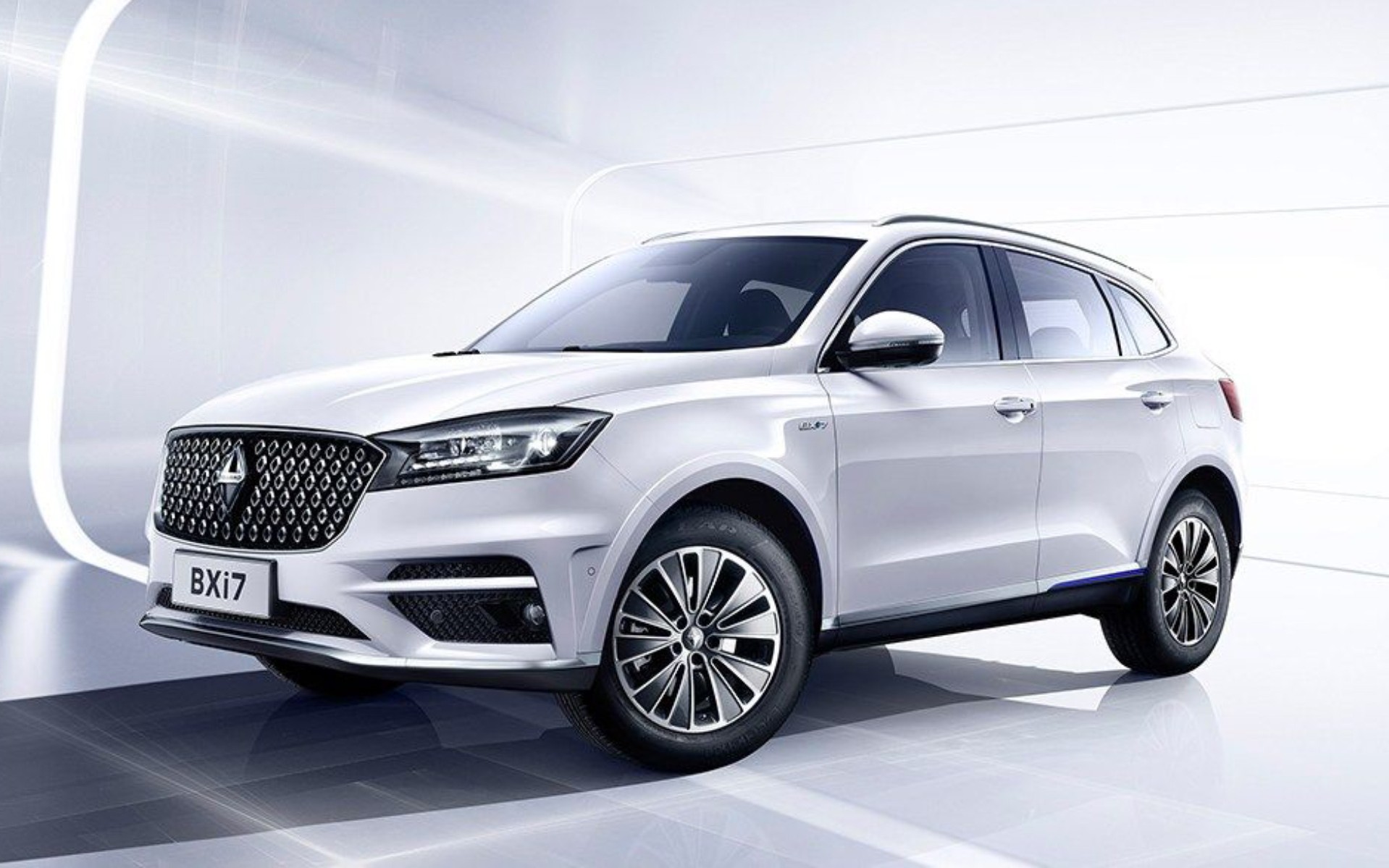 Τα BX6 Crossover και το ηλεκτρικό BXi7 της Borgward