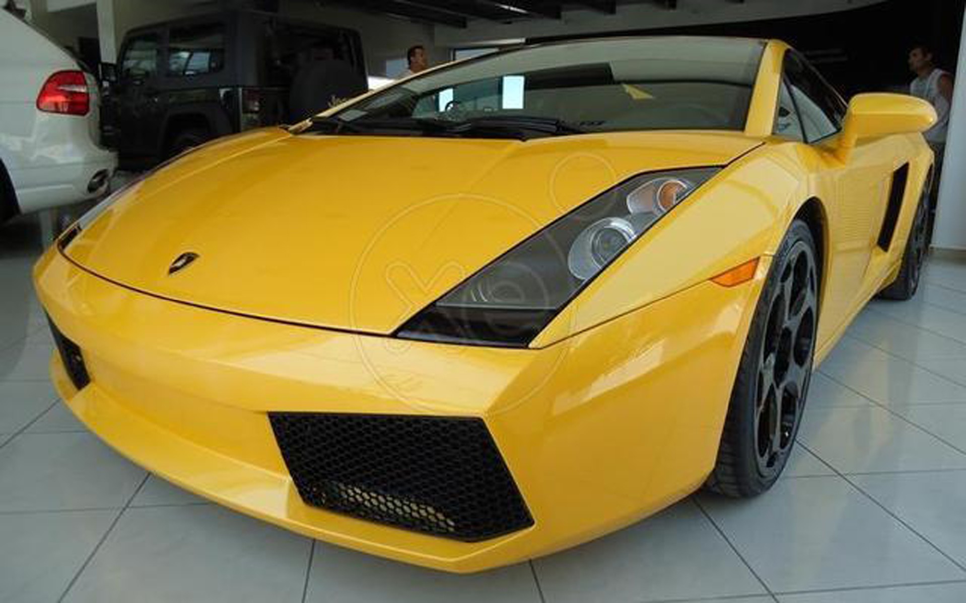 4 supercars που πωλούνται στην Ελλάδα