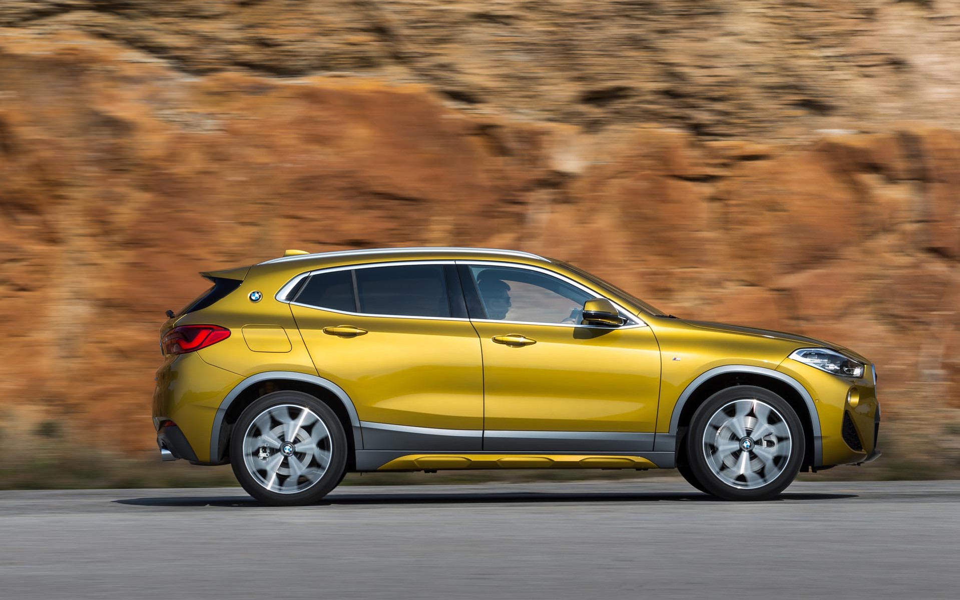 ΔΟΚΙΜΗ BMW X2 sDrive20i Η BMW υποστηρίζει ότι η νέα X2 είναι