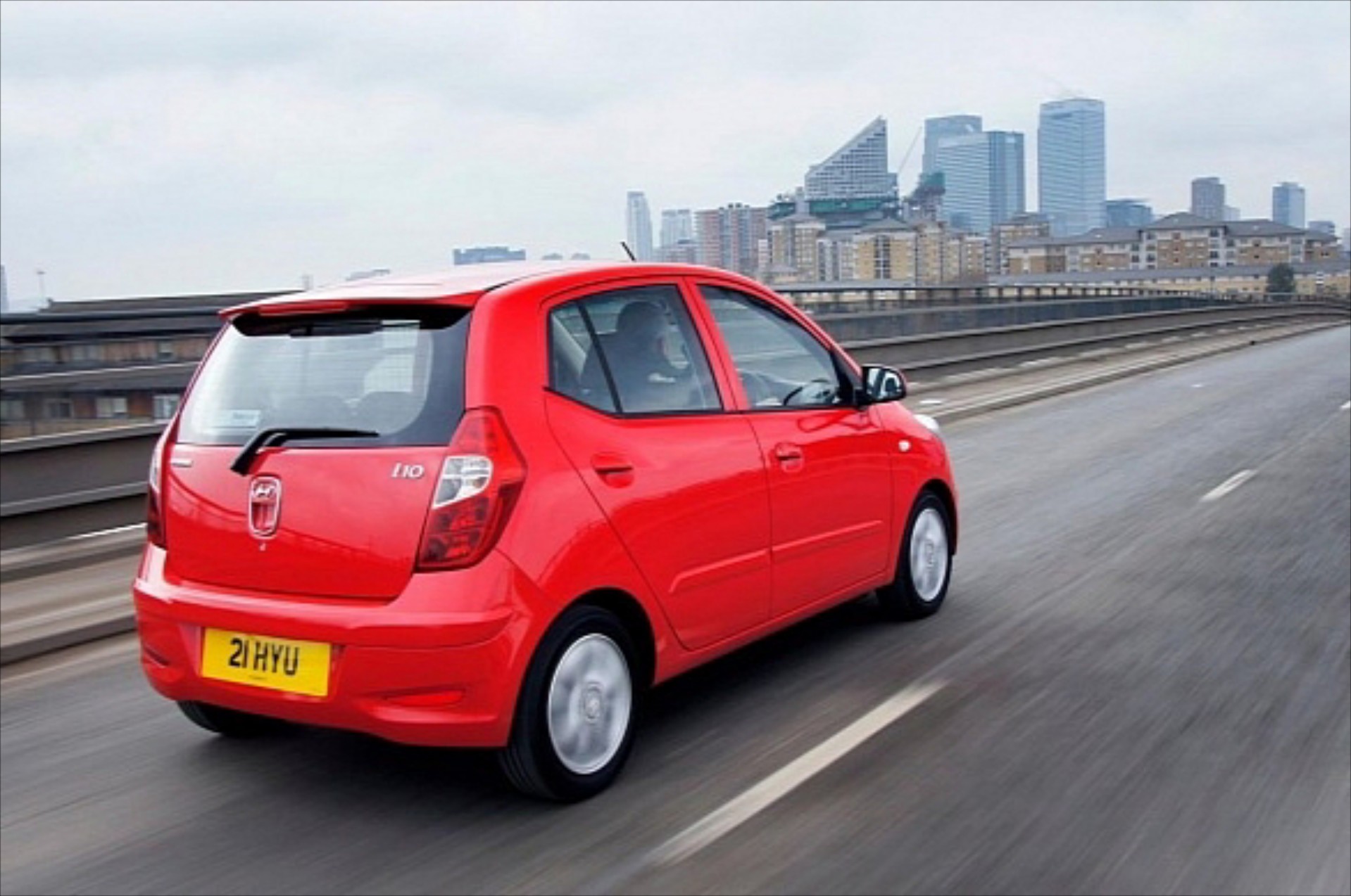 <br />
<b>Notice</b>:  Undefined property: stdClass::$title in <b>/home/www3gocar/public_html/templates/t2024/ice_c/9a1326b63621589c2d0ae49576f7df8a09573c42_0.file.box.featured.tpl.php</b> on line <b>89</b><br />
