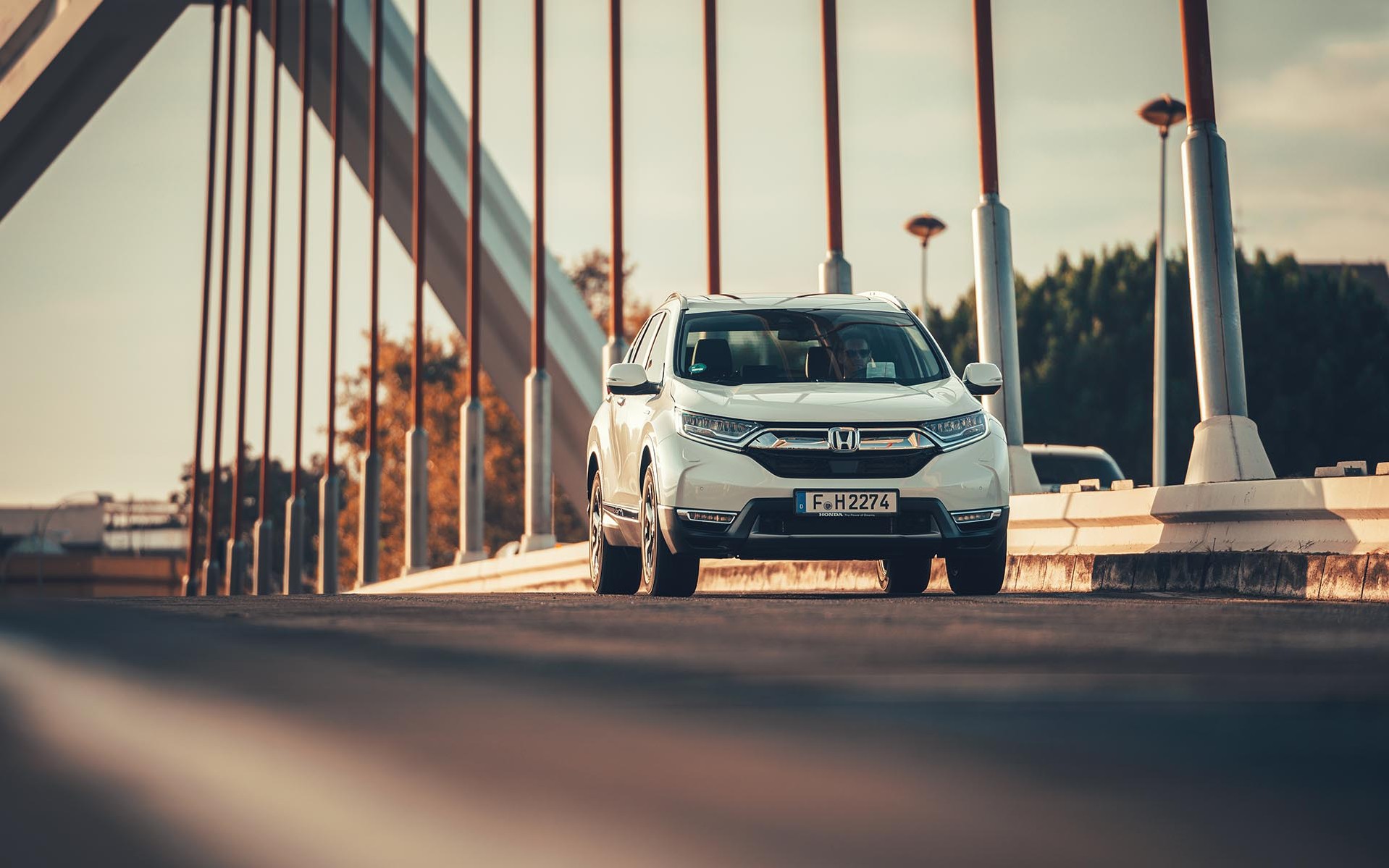 ΠΡΩΤΗ ΟΔΗΓΗΣΗ: Honda CR-V Hybrid