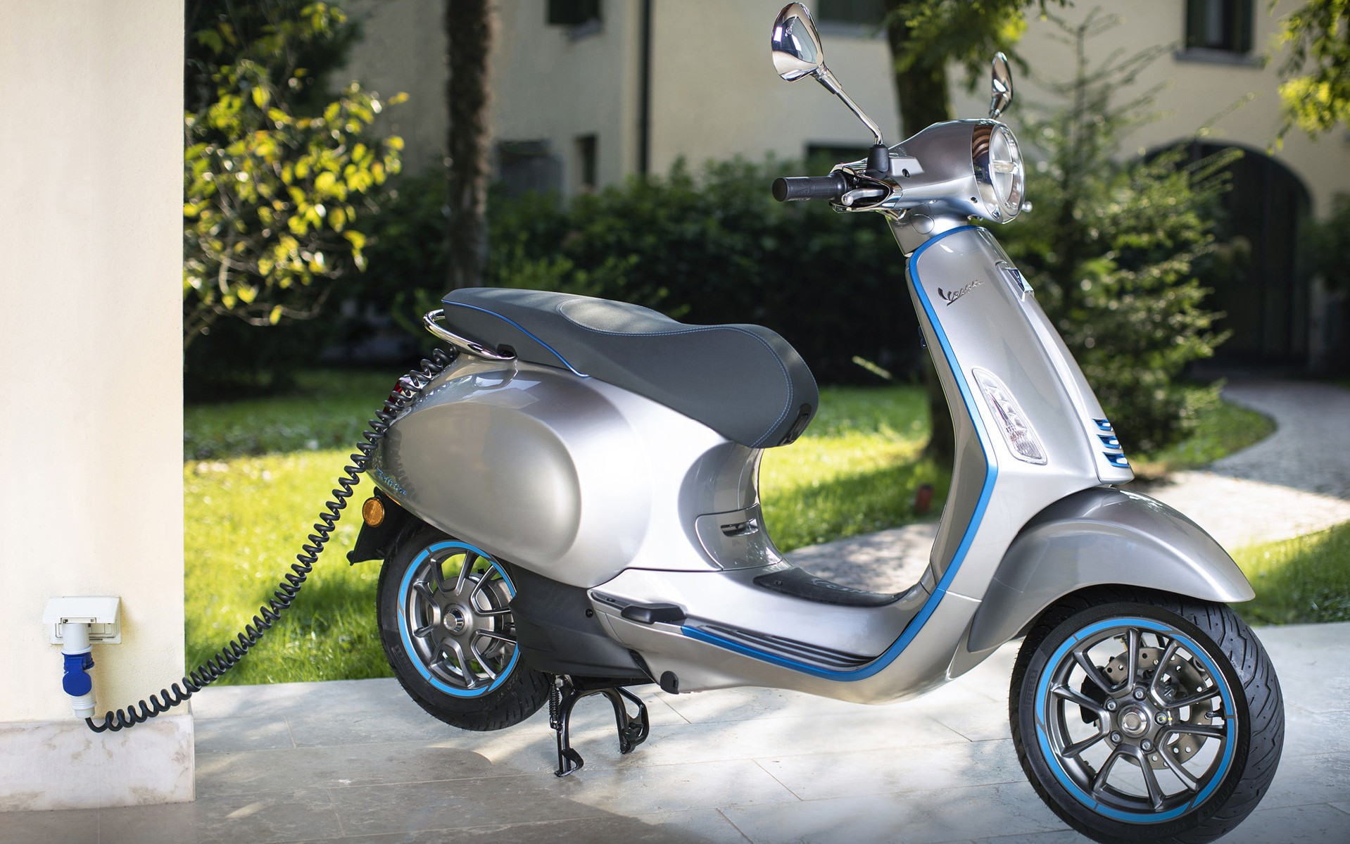 Ηλεκτρική Vespa με 6.390 ευρώ