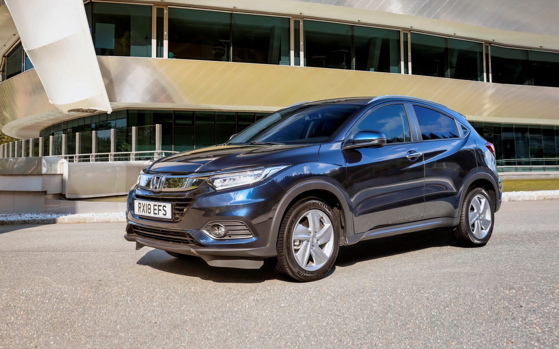 <br />
<b>Notice</b>: Undefined property: stdClass::$title in <b>/home/www3gocar/public_html/templates/t2024/ice_c/9a1326b63621589c2d0ae49576f7df8a09573c42_0.file.box.featured.tpl.php</b> on line <b>89</b><br />