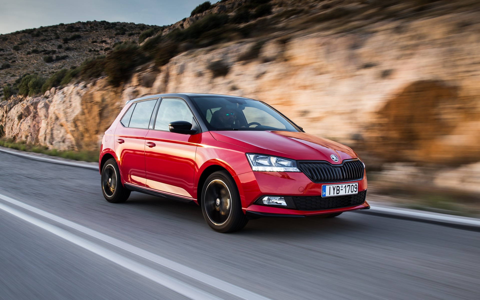 <br />
<b>Notice</b>:  Undefined property: stdClass::$title in <b>/home/www3gocar/public_html/templates/t2024/ice_c/9a1326b63621589c2d0ae49576f7df8a09573c42_0.file.box.featured.tpl.php</b> on line <b>89</b><br />
