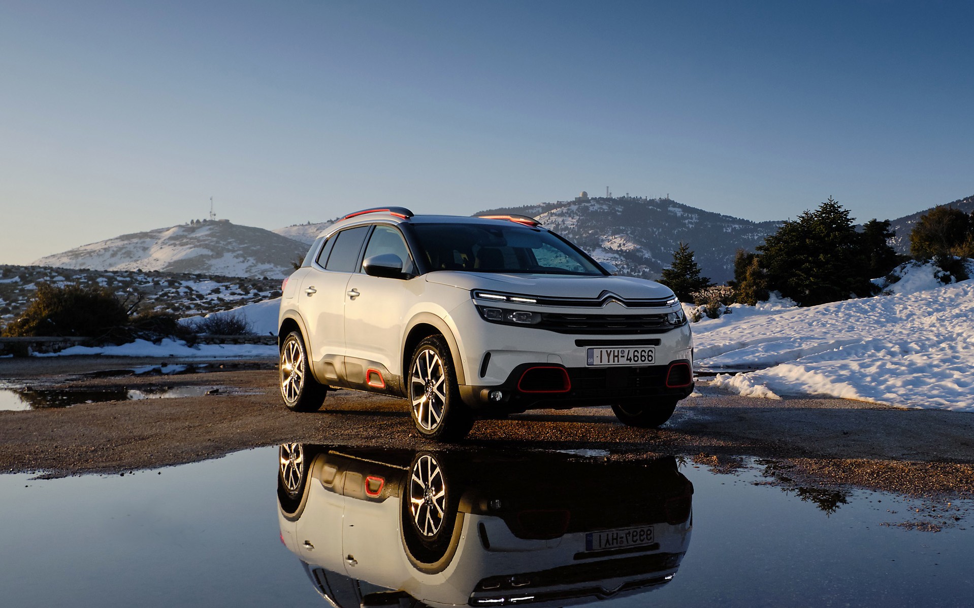 ΟΔΗΓΟΥΜΕ στην Ελλάδα το Citroen C5 Aircross