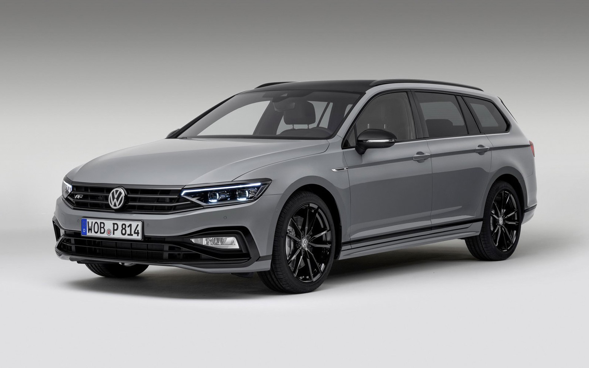 Volkswagen Passat Variant R-Line Edition μόνο με 4Motion