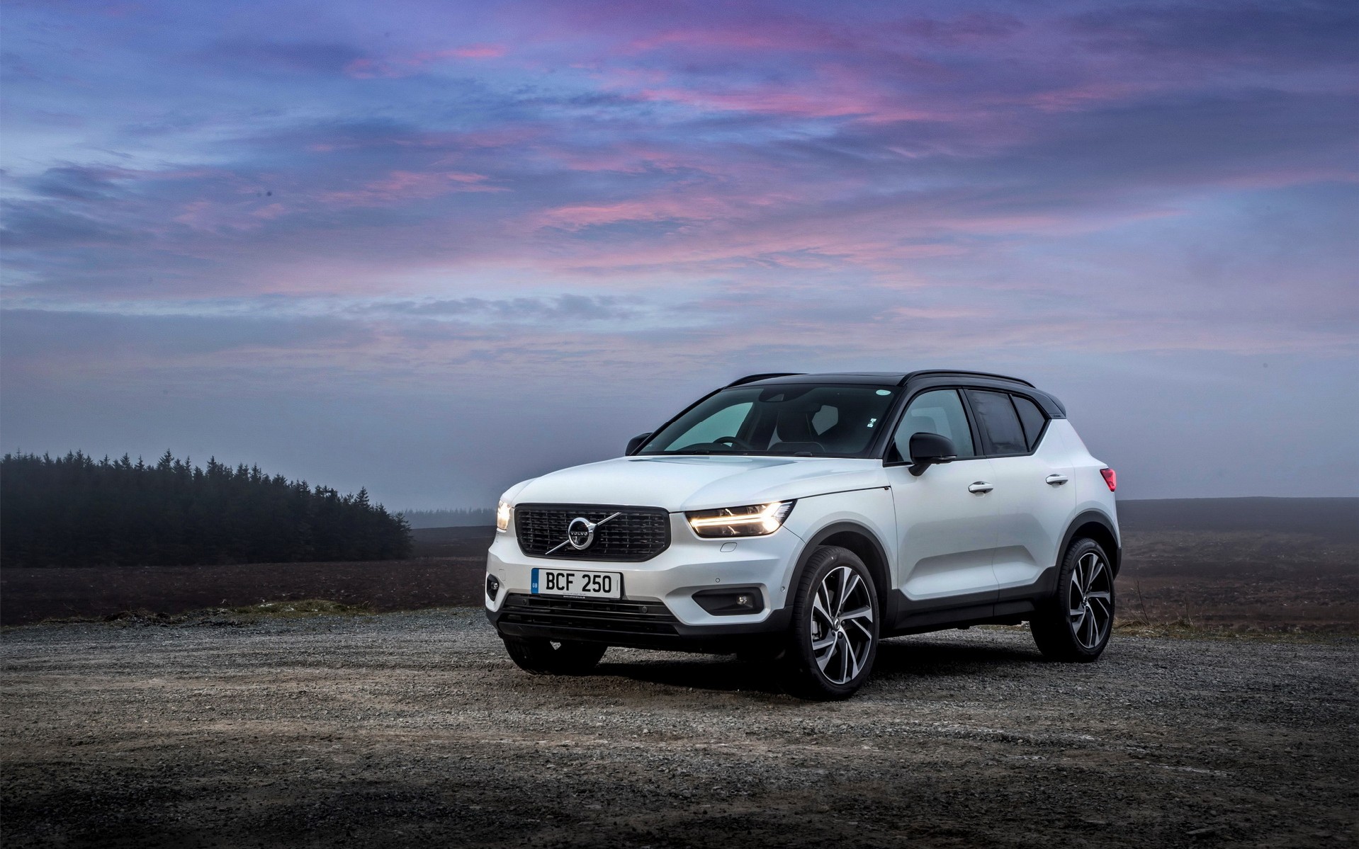 VOLVO XC40. SUV με χαρακτήρα!