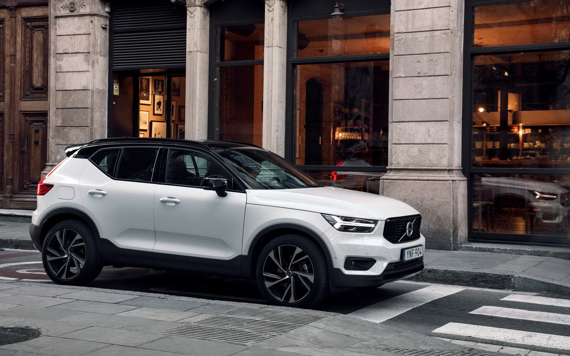 Volvo кроссовер xc40