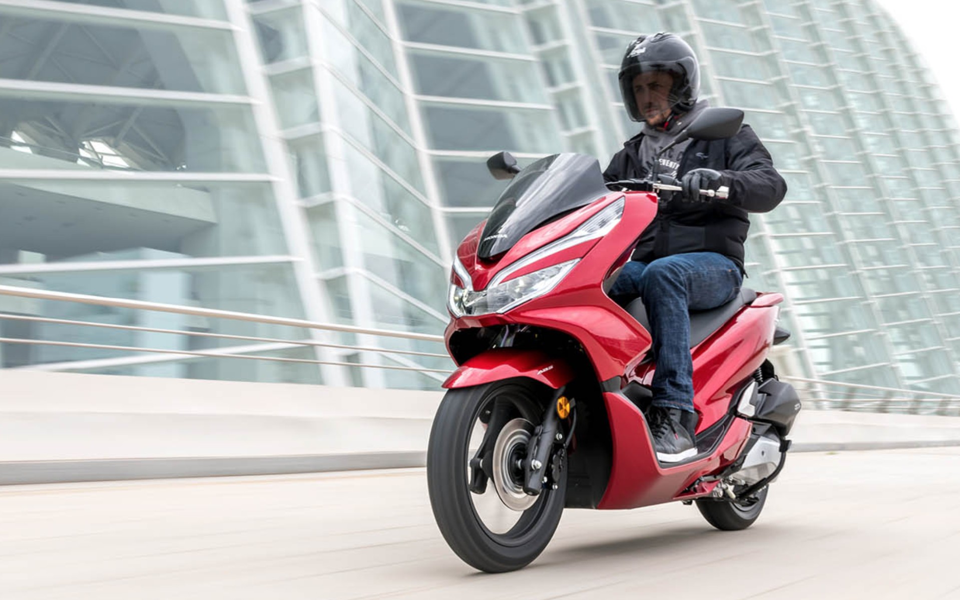 To Honda PCX 125 σε νέα μειωμένη τιμή
