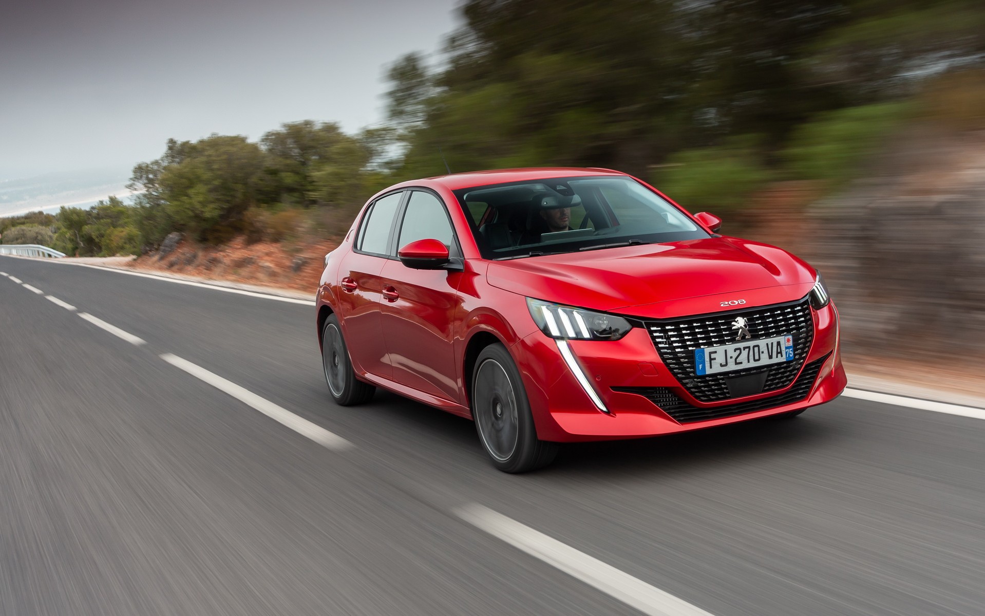 Το νέο Peugeot 208 σου δίνει την ελευθερία της επιλογής: βενζίνη, diesel ή ηλεκτρικό