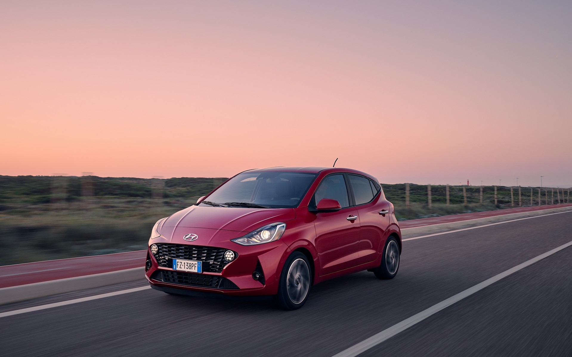 <br />
<b>Notice</b>:  Undefined property: stdClass::$title in <b>/home/www3gocar/public_html/templates/t2024/ice_c/9a1326b63621589c2d0ae49576f7df8a09573c42_0.file.box.featured.tpl.php</b> on line <b>89</b><br />
