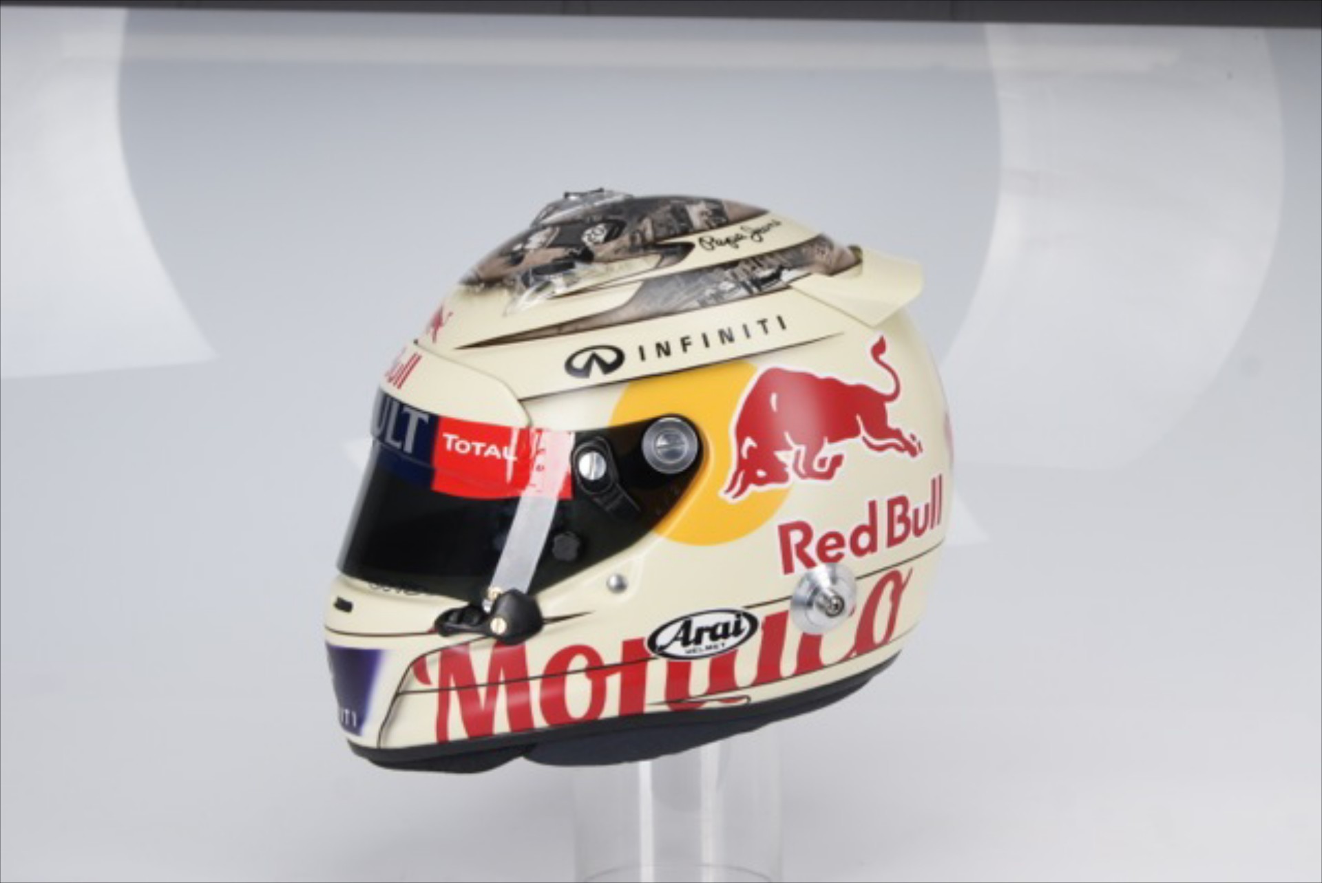 Το απίστευτο κράνος του Vettel για το Μονακό